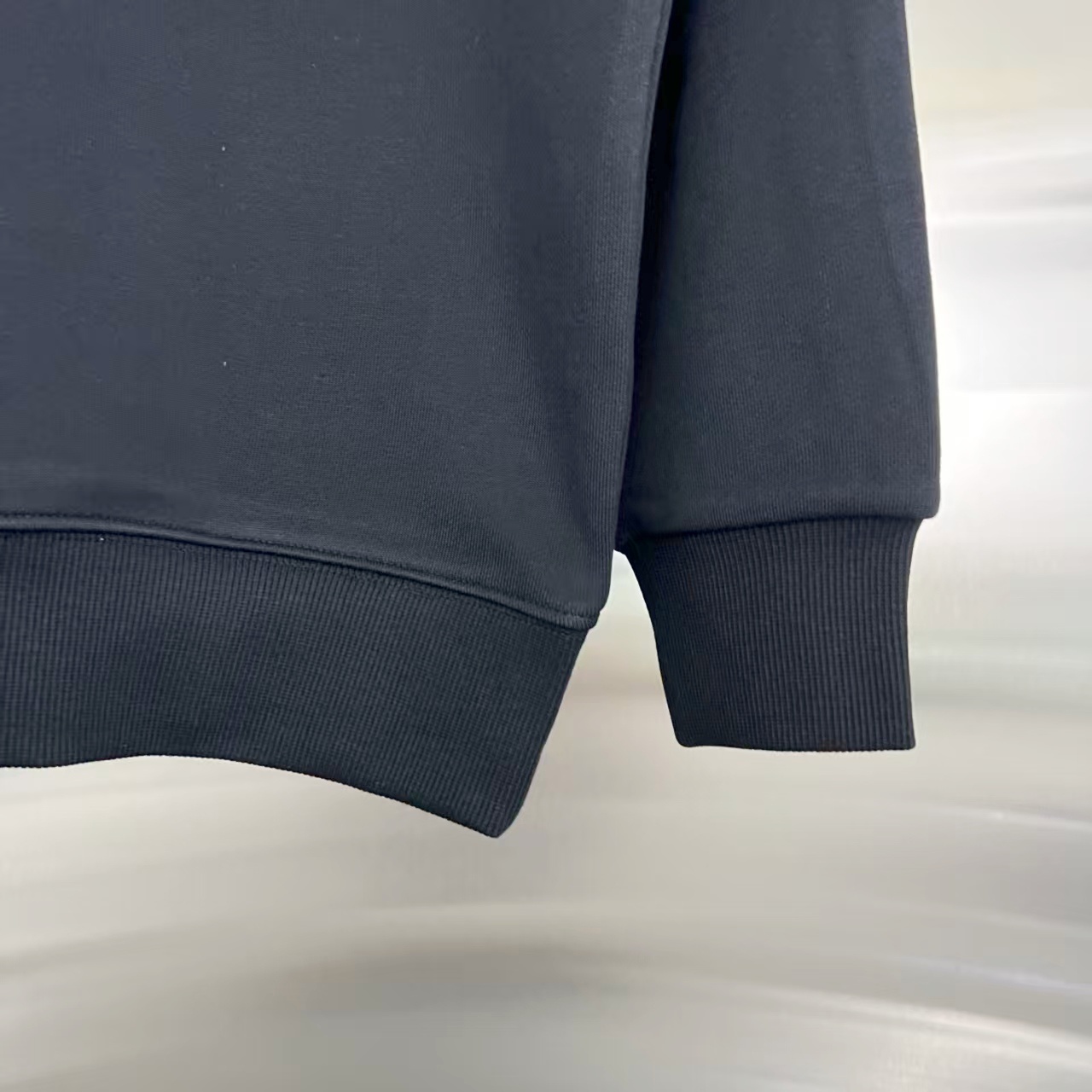 lululemon 露露 長袖衛衣 シンプルで高品質なデザイン