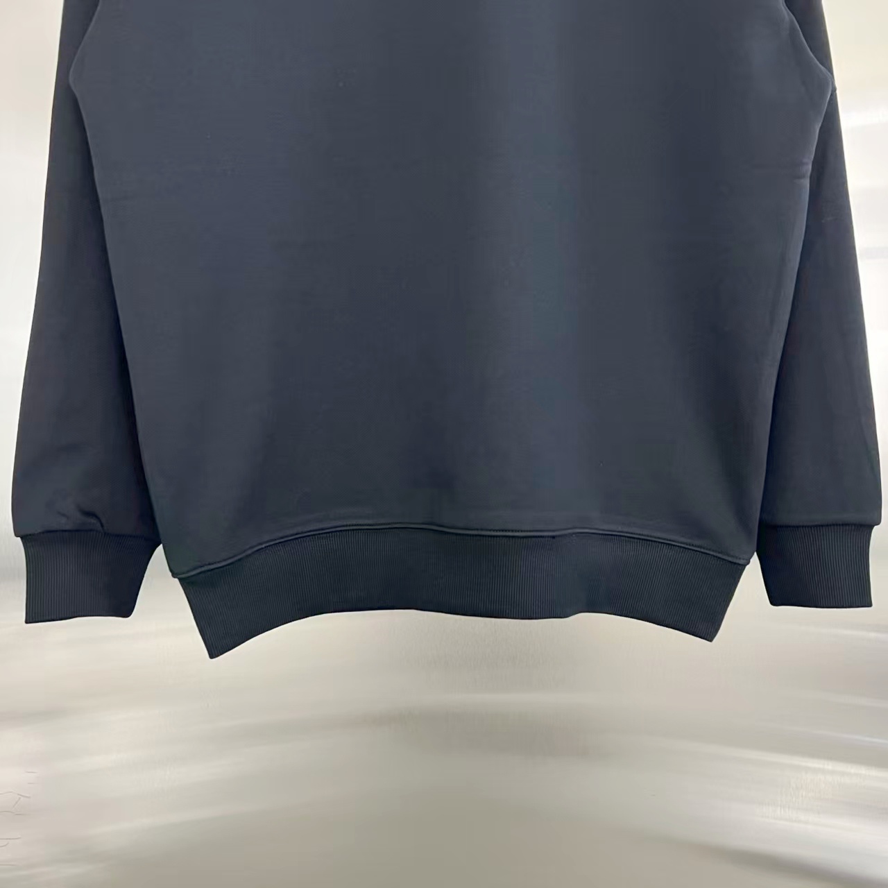 lululemon 露露 長袖衛衣 シンプルで高品質なデザイン