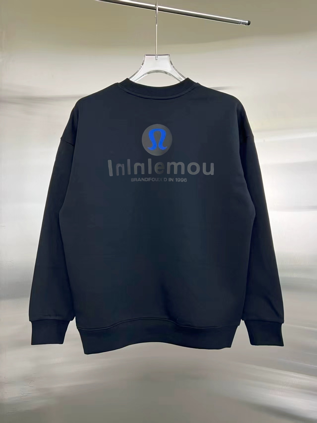 lululemon 露露 長袖衛衣 シンプルで高品質なデザイン