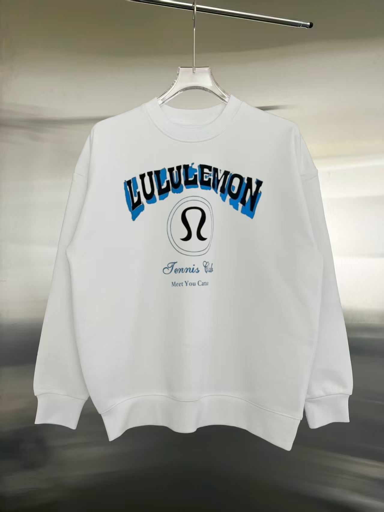 lululemon/露露 長袖衛衣 シンプルで高品質なデザイン