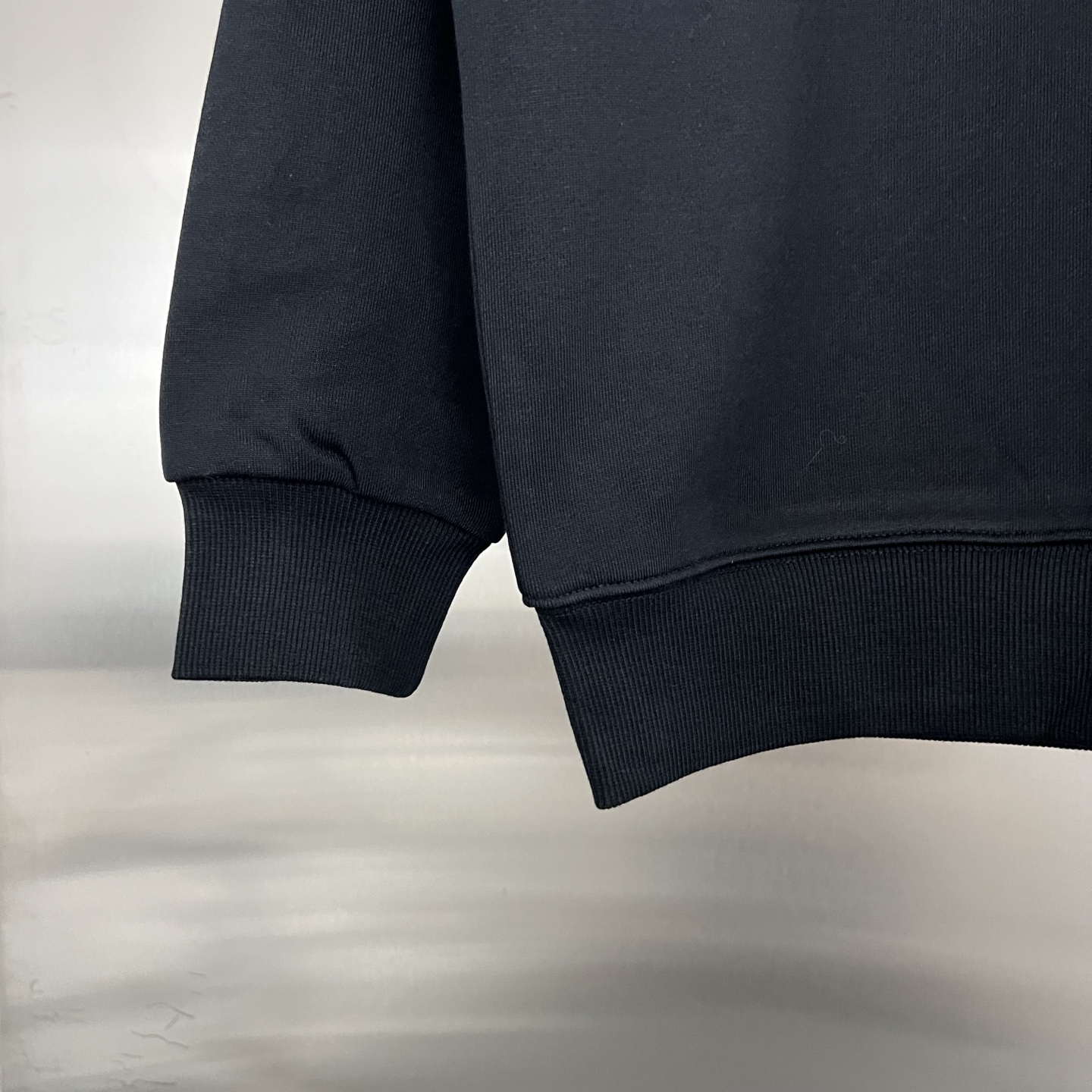 lululemon/露露 長袖衛衣 シンプルで高品質なデザイン