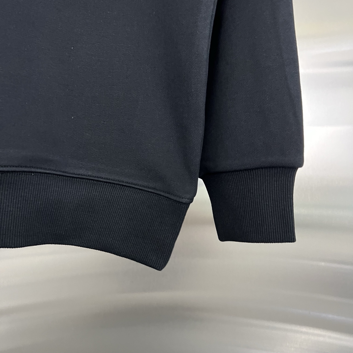 lululemon/露露 長袖衛衣 シンプルで高品質なデザイン