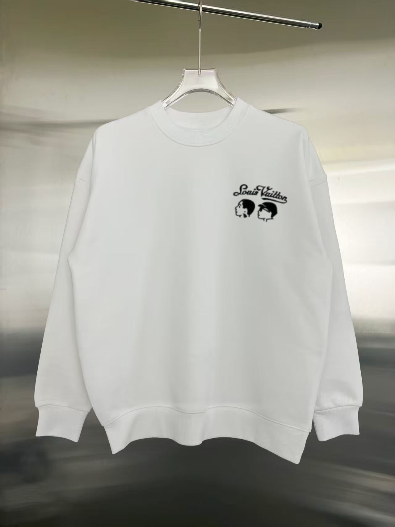 Louis Vuitton 長袖衛衣 シンプルで高品質なデザイン