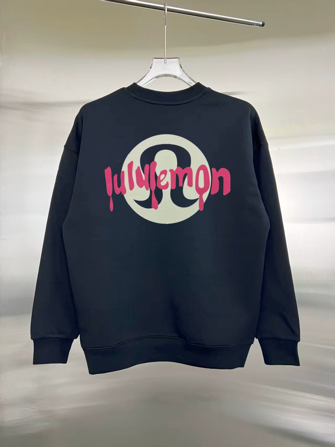 lululemon/露露 長袖衛衣 シンプルで高品質なデザイン