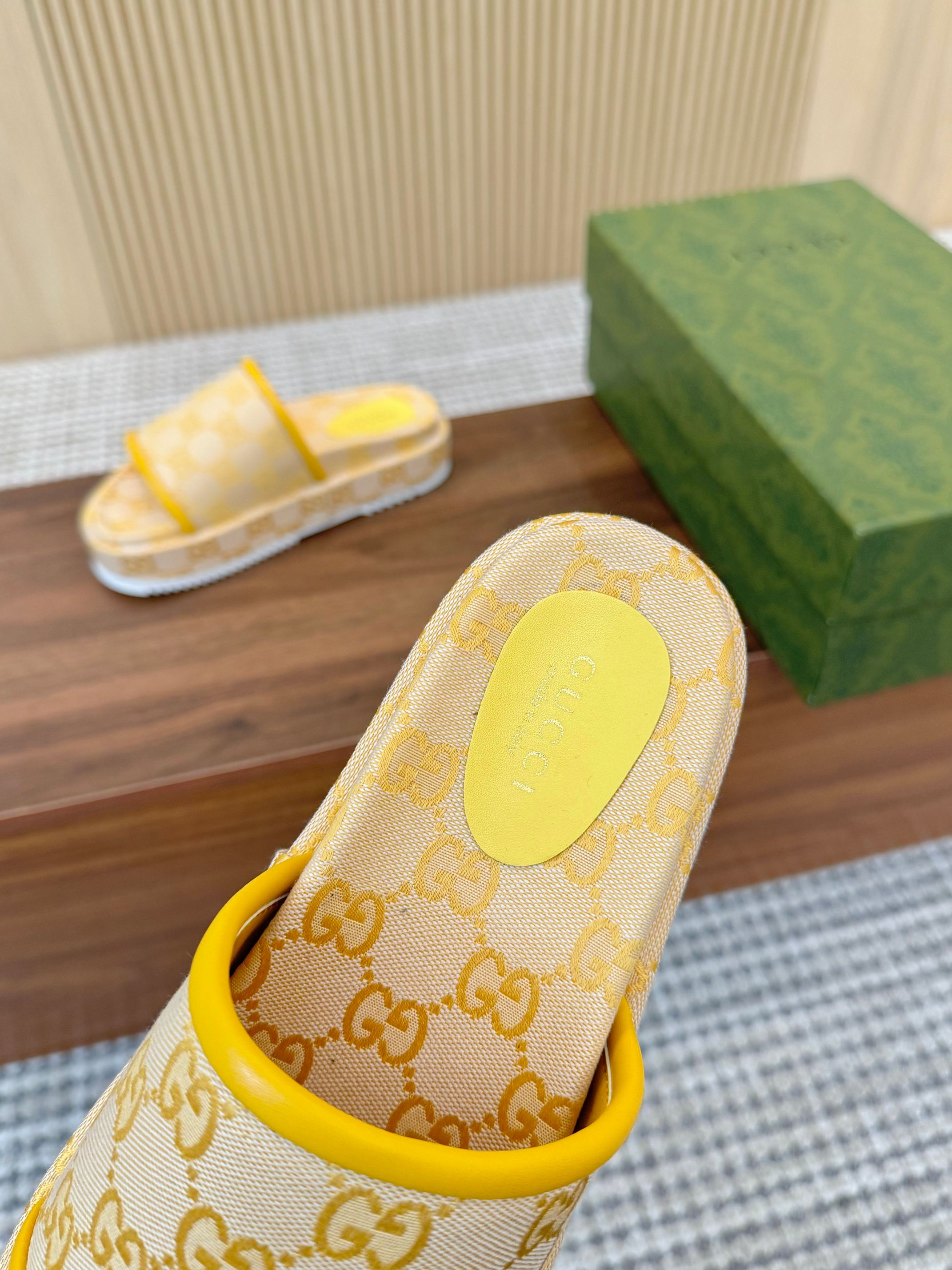 Gucci Limited Edition Platform Slides Sandals with GG Print - Yellow 5 a1742909097268 8472