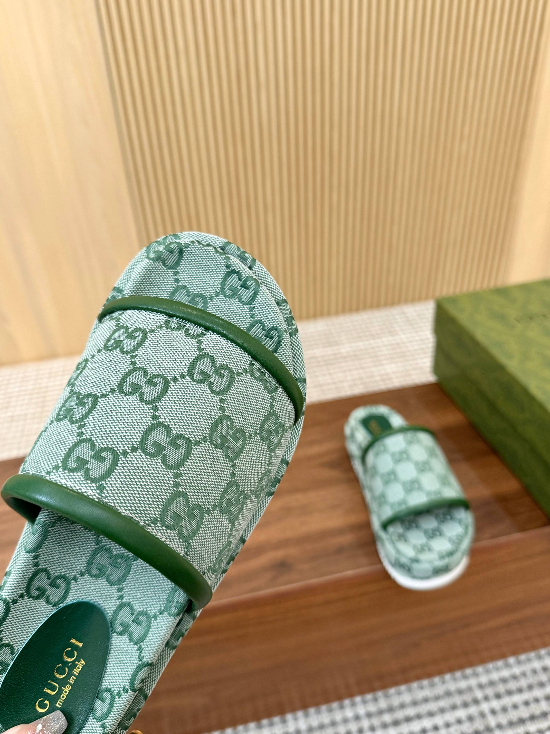 Gucci Limited Edition Platform Slides with GG Supreme Pattern - Comfortable & Stylish 8 a1742909118000 5551