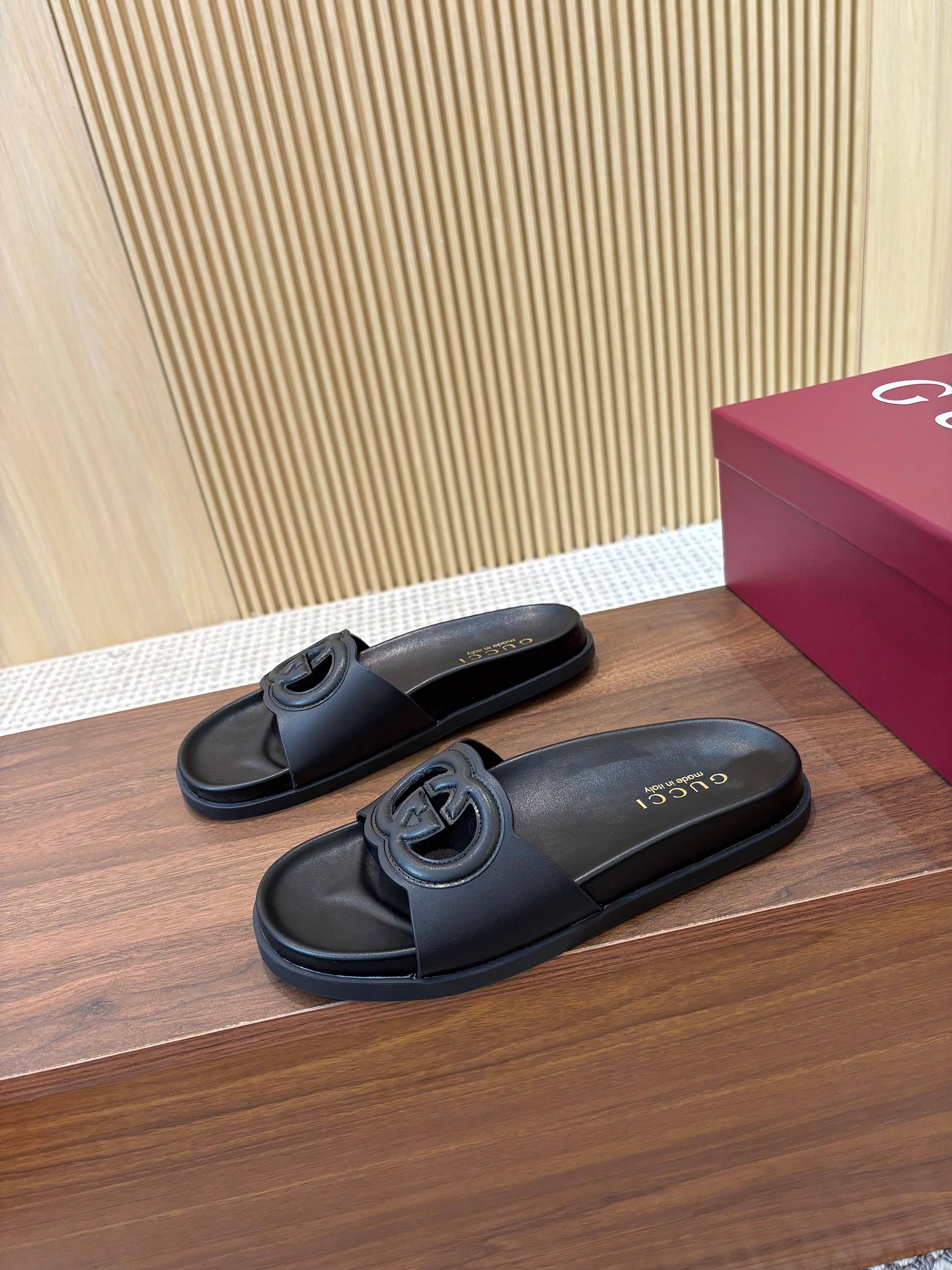 Gucci Interlocking G Leather Mules Slides, Black, Women, Size 35-39 5 a1744303602987 7053