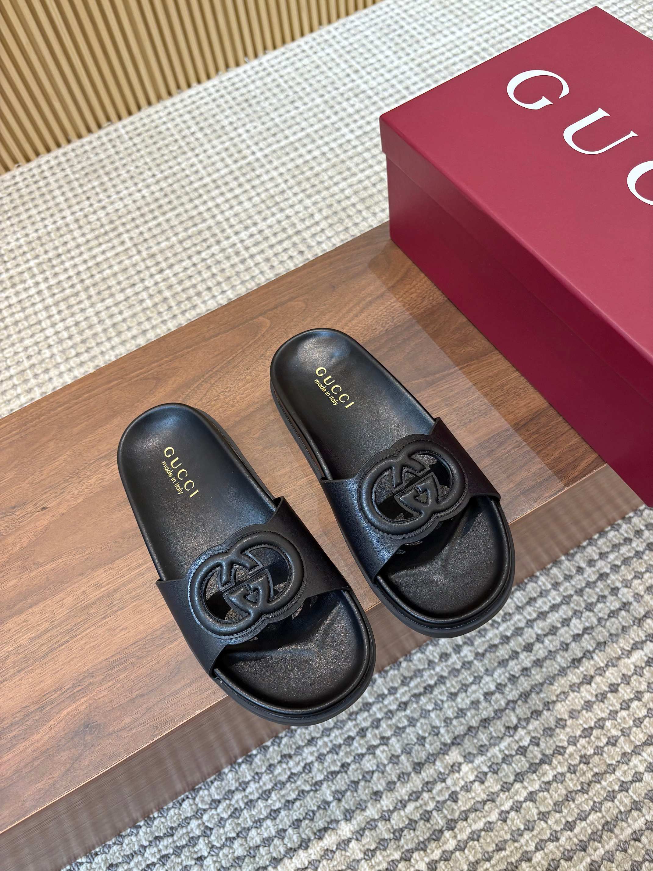 Gucci Interlocking G Leather Mules Slides, Black, Women, Size 35-39
