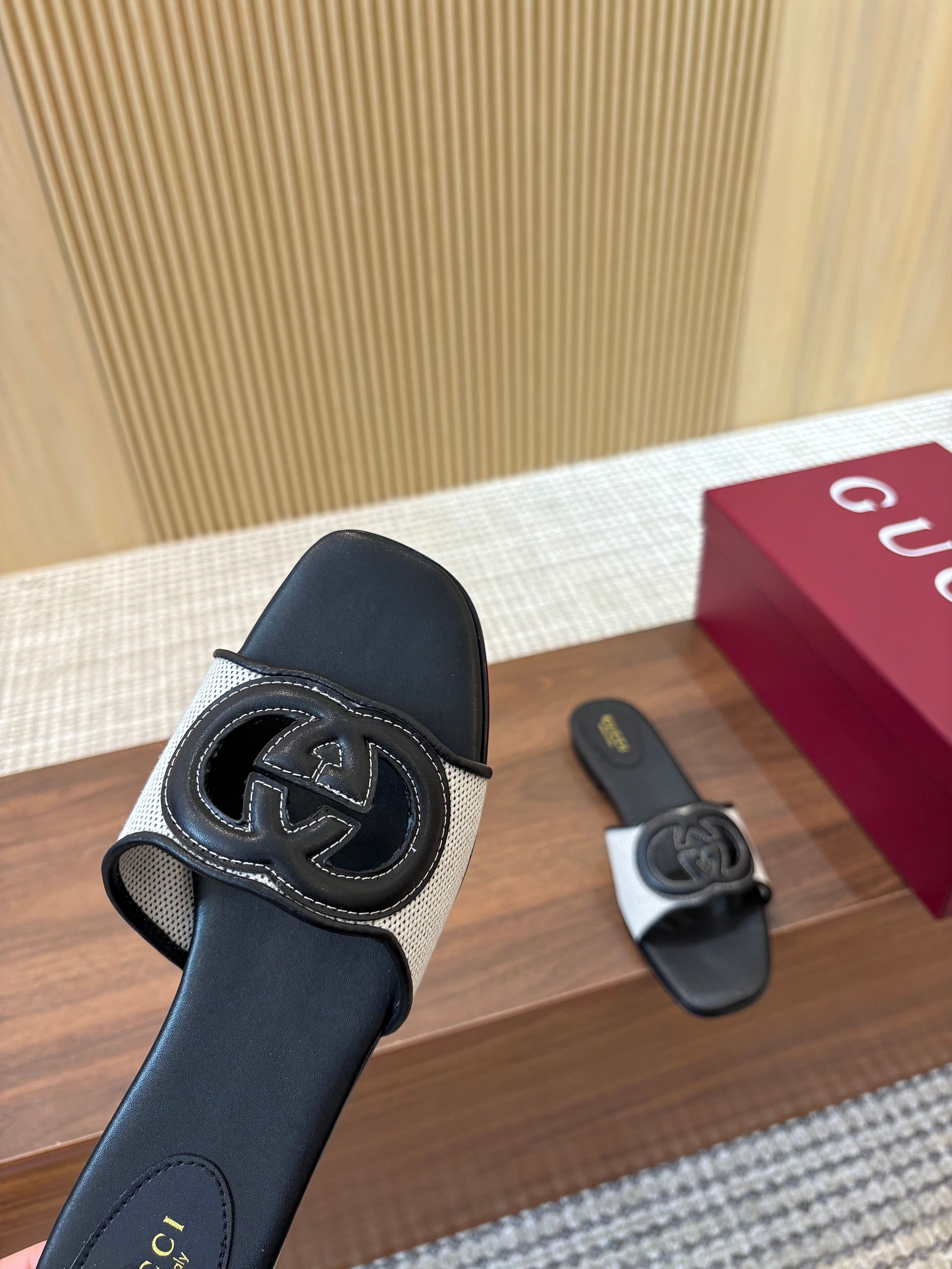 Gucci Interlocking G Embroidered Mule Sandals - Luxurious Leather Slides 6 a1744303636447 1277