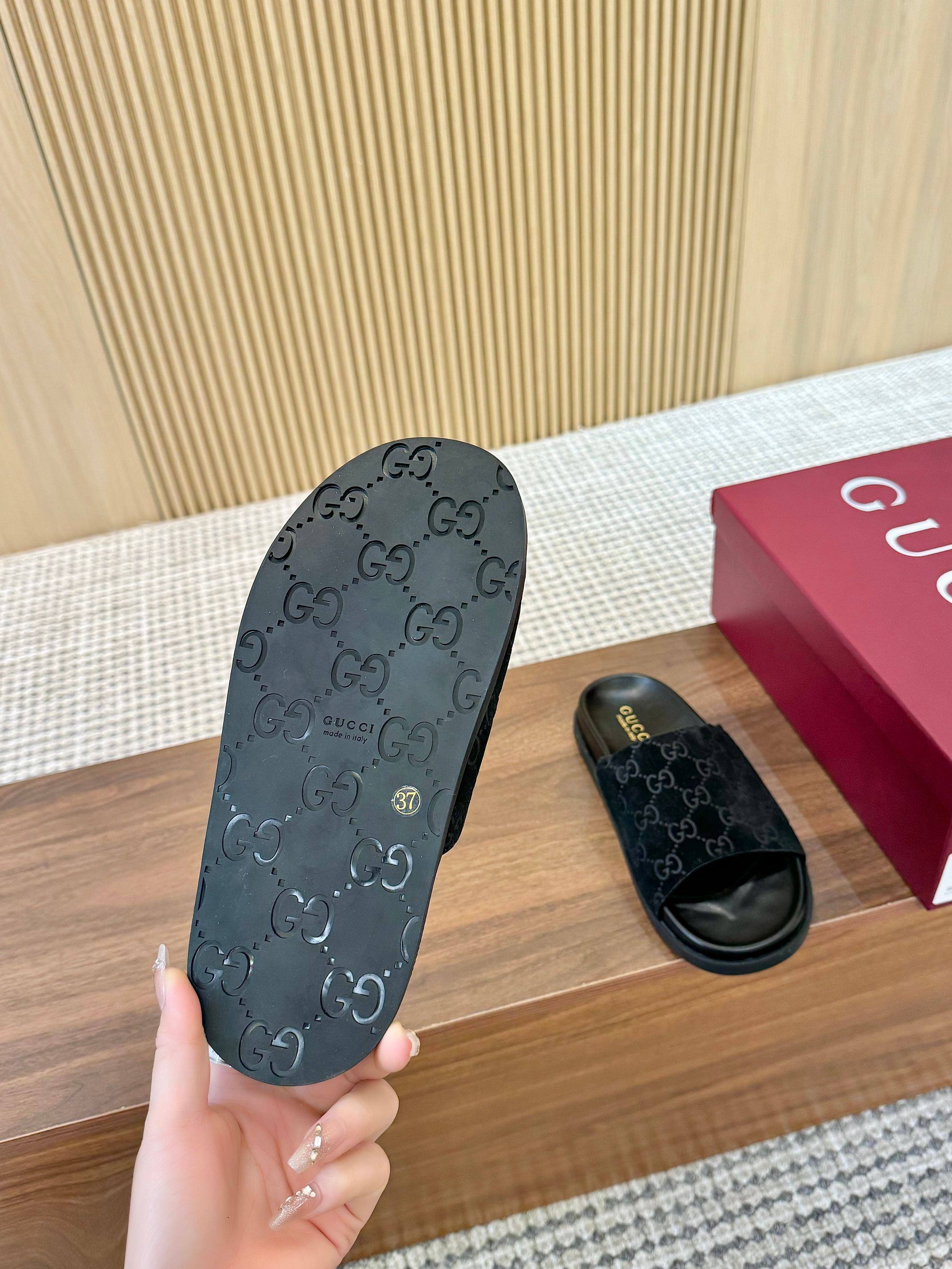 Gucci GG Embossed Velvet Slide Sandals, Interlocking, Mule Style 7 a1745662012044 7505