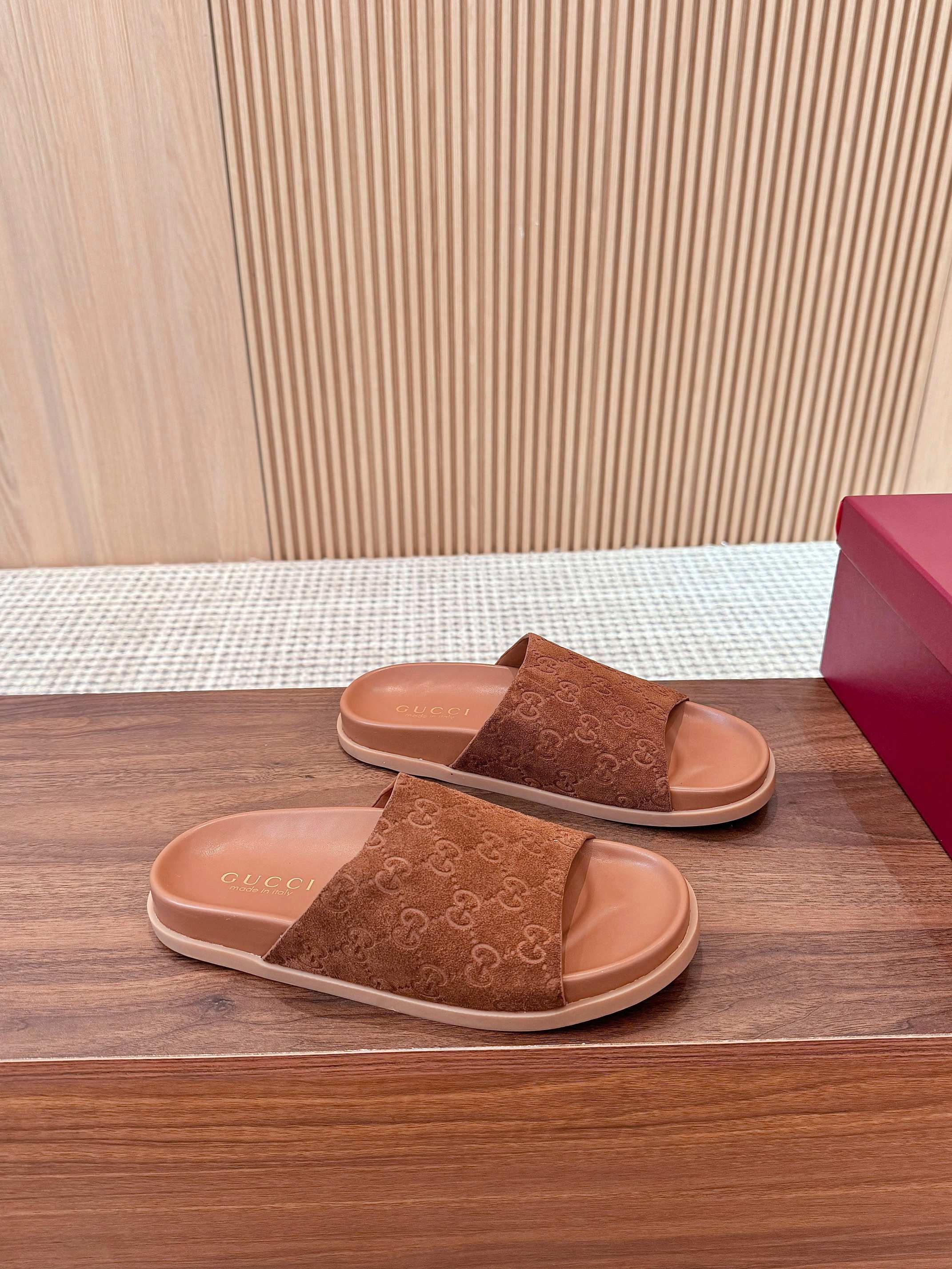 Gucci Interlocking G Espadrille Mule with GG Embossed Velvet Upper 8 a1745662097396 5754