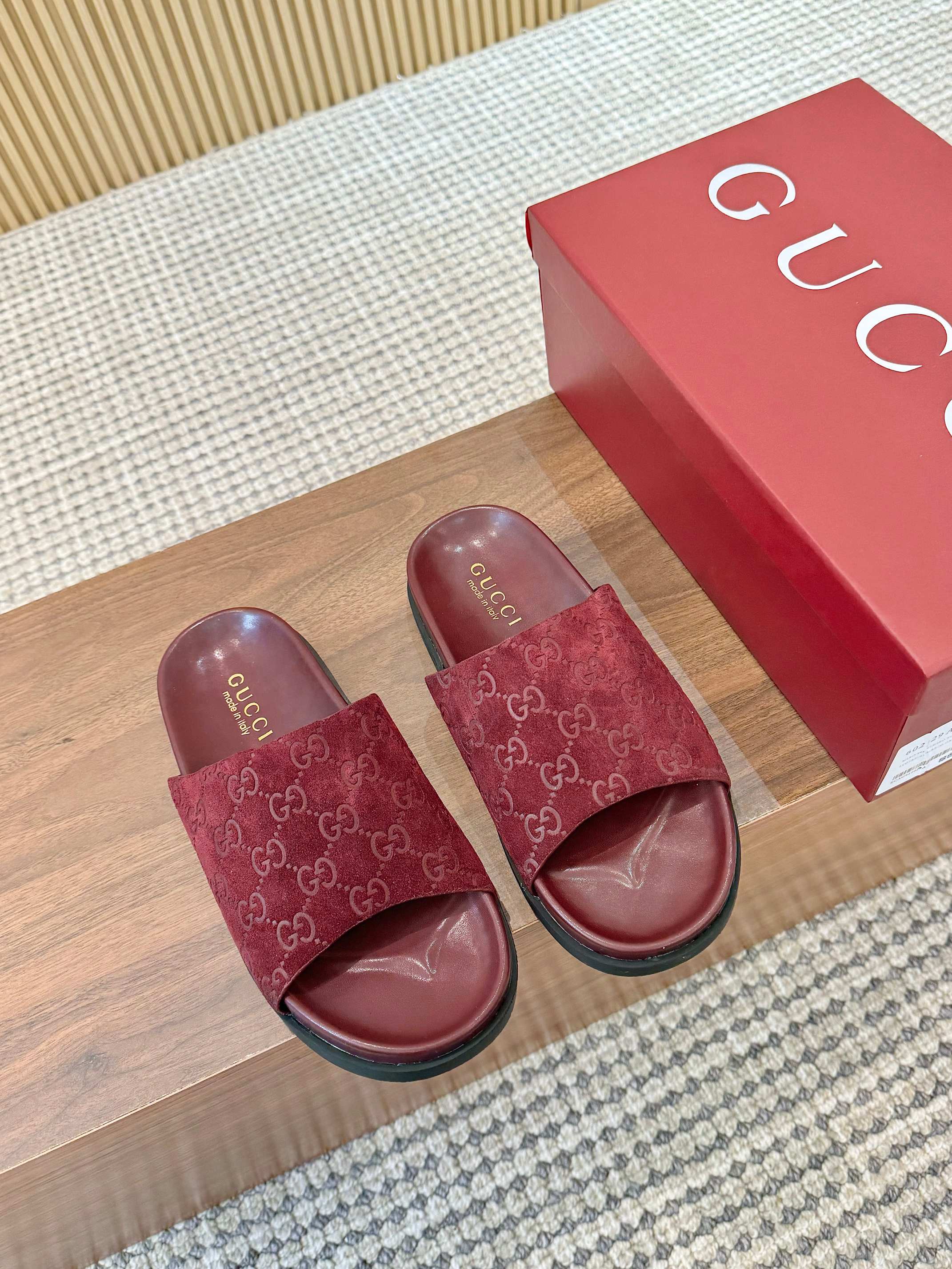 Gucci Interlocking G Red Velvet Mules Sandals - Stylish & Comfortable 3 a1745662147247 7053