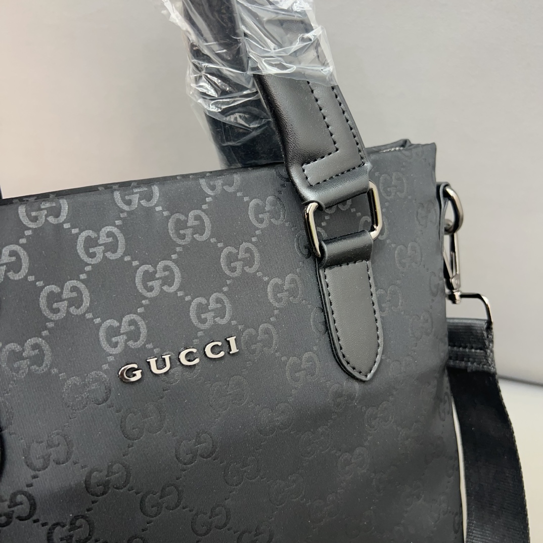 Gucci Canvas Briefcase: High-quality Male Bag with Classic Design and Dust Bag. - 图片 5