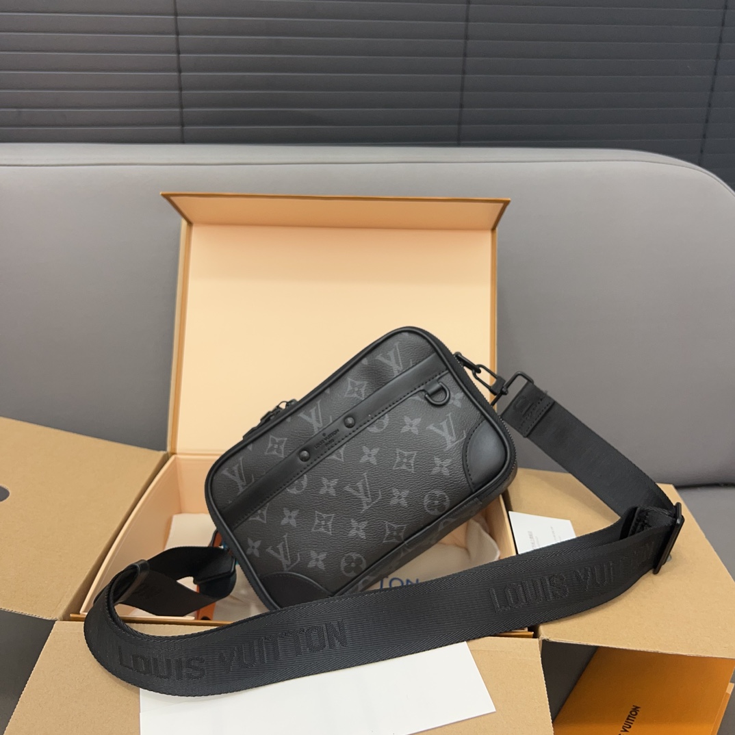 Louis Vuitton Taschen Umhängetaschen  & Schultertaschen Mit Diamanten besetzt