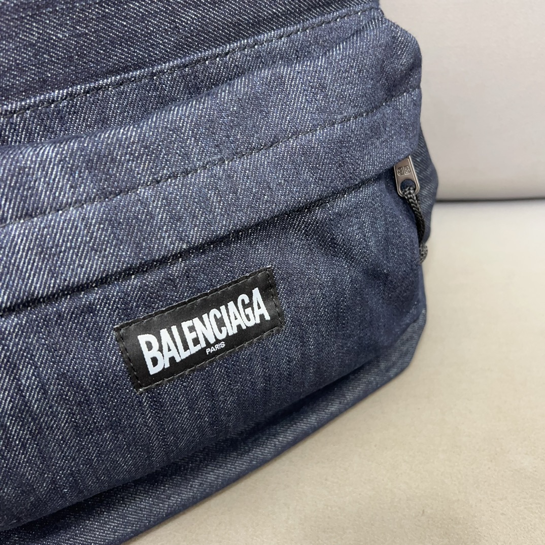 Balenciaga Family Paris: Classic Reimagined Backpacks with Dustproof Bags. - 图片 6