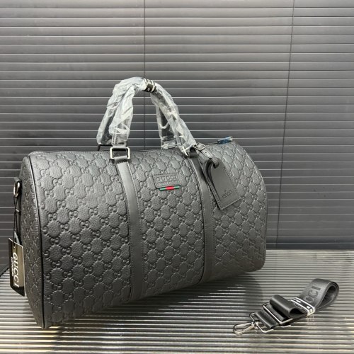 Gucci Embossed Leather Duffle Bag - Perfect for Travel, 45 x 26 cm 1 Gucci Embossed Leather Duffle Bag - Perfect for Travel, 45 x 26 cm