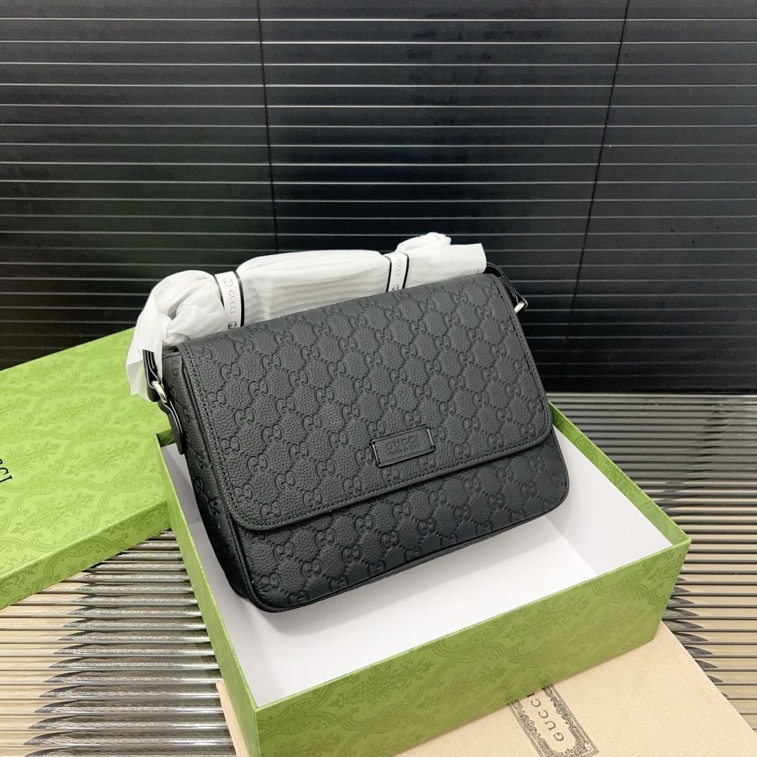 Gucci Ophidia Leather Messenger Bag, Flap Closure, Adjustable Shoulder Strap