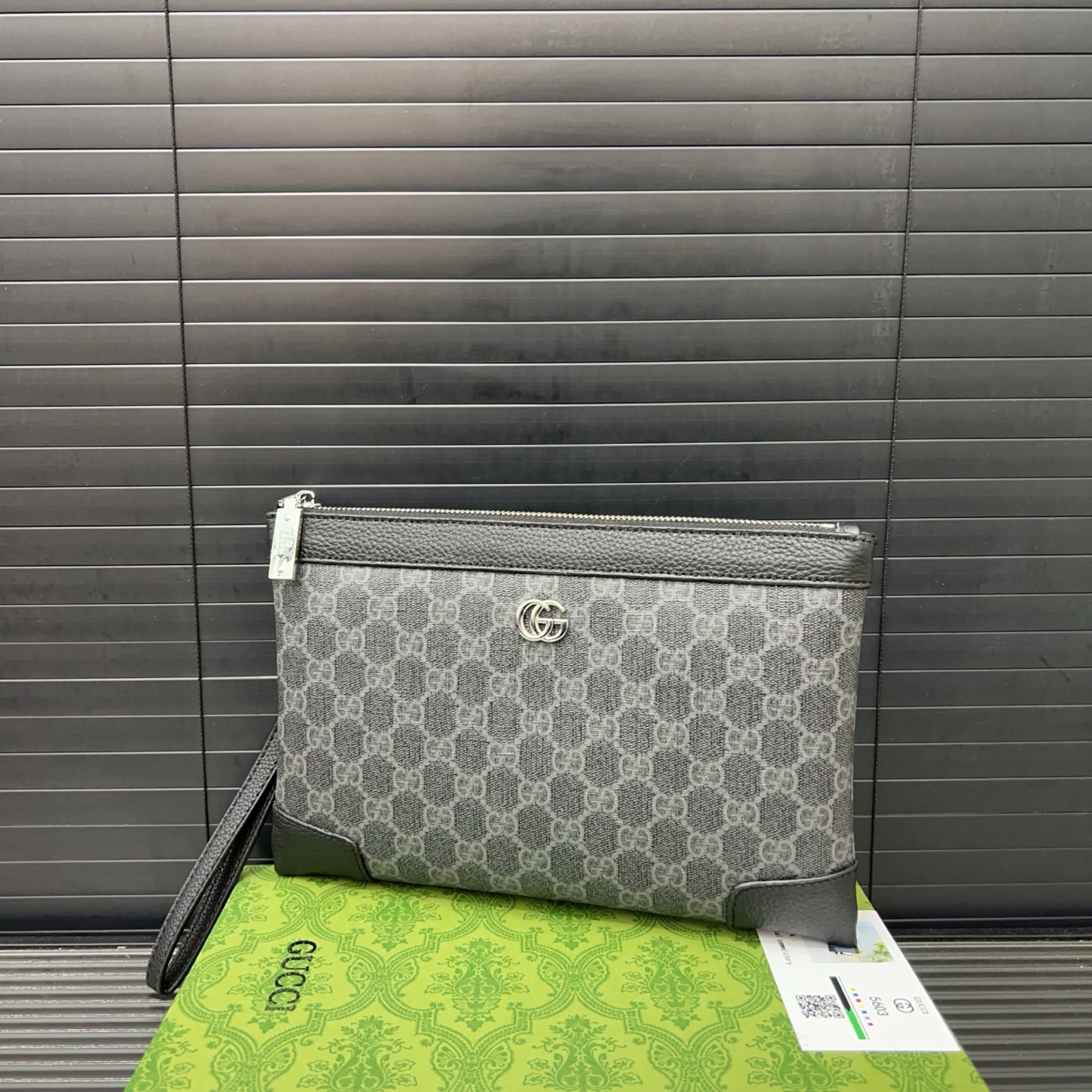Gucci Pochette Homme GG Supreme Noir/Gris, Fabrication Italienne de Luxe