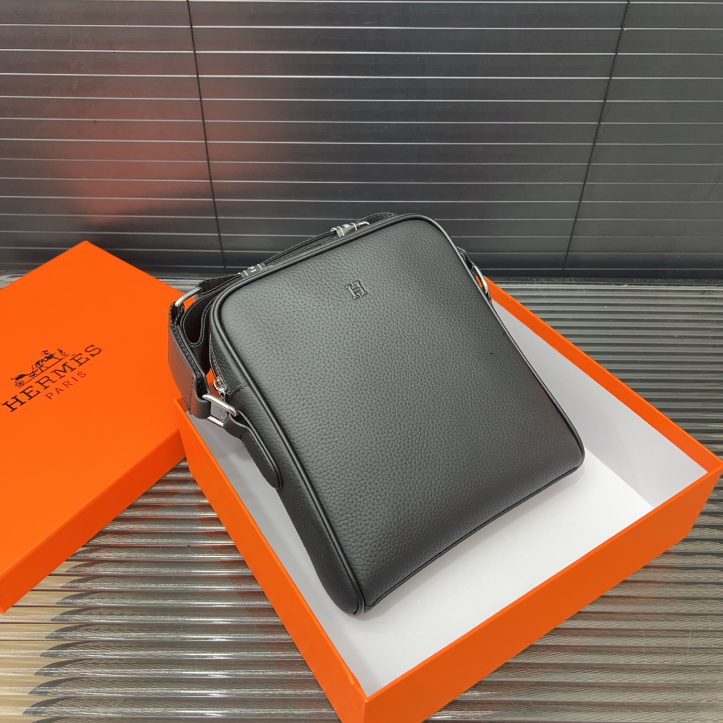 Hermes Leather Messenger Bag - Classic, Versatile, and High-Quality