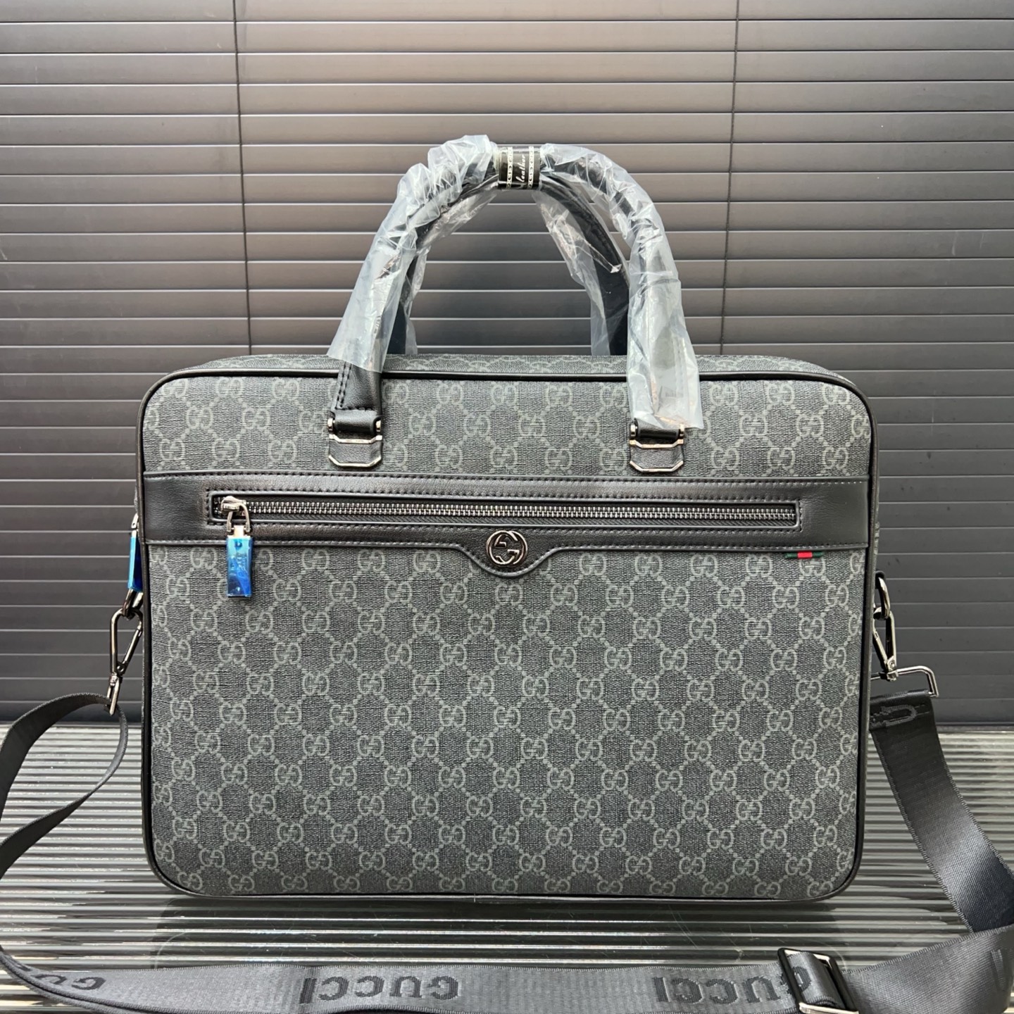 Gucci Men's GG Supreme Canvas Briefcase Classic Laptop Bag 15 inch