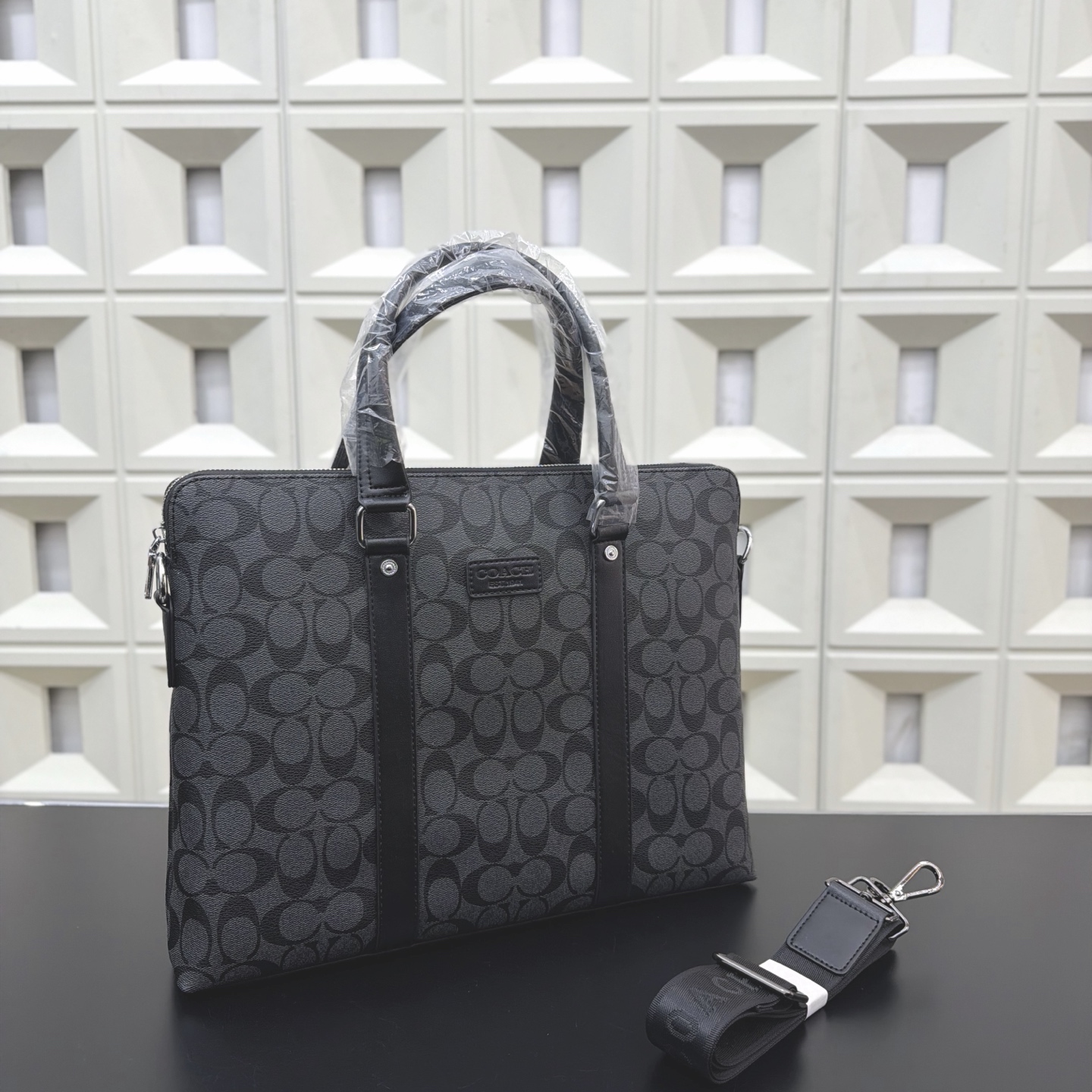 _dsR9s4ZKsvk7aS8XDyL1nJ1OpYFDbiIHHMLISXg