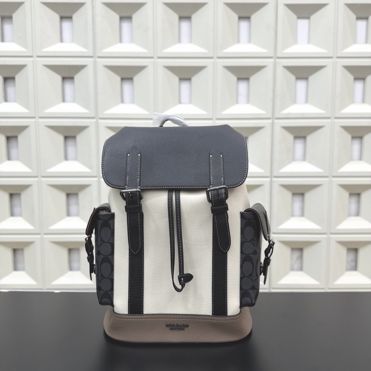 _dv49sg0kV-LNJhNJOBKxB6nfqmBP2wtWWmR9spw