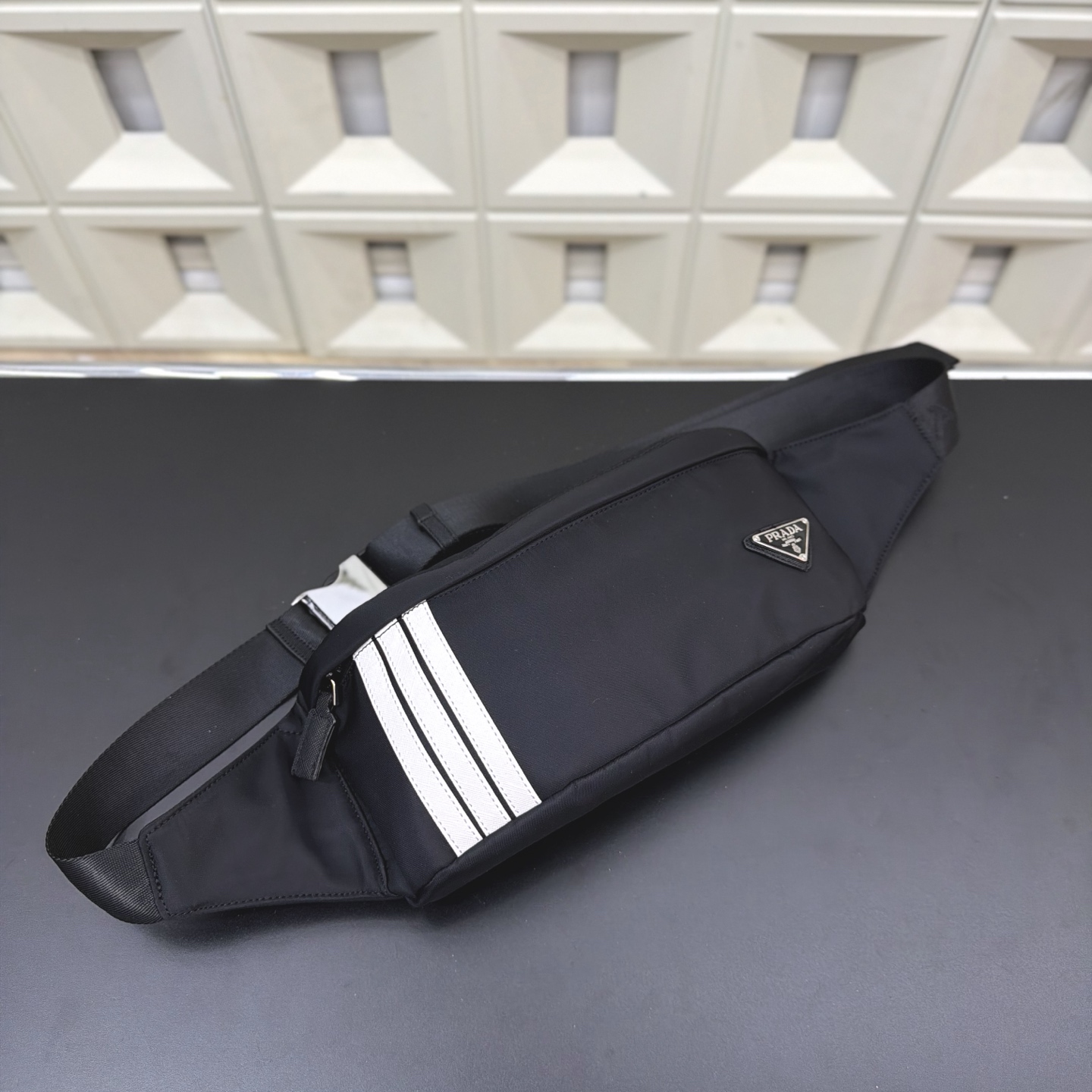 _dyo9sAVOAtsYyeFM1UCeZrxRcqCVgkP6S0_fWZQ