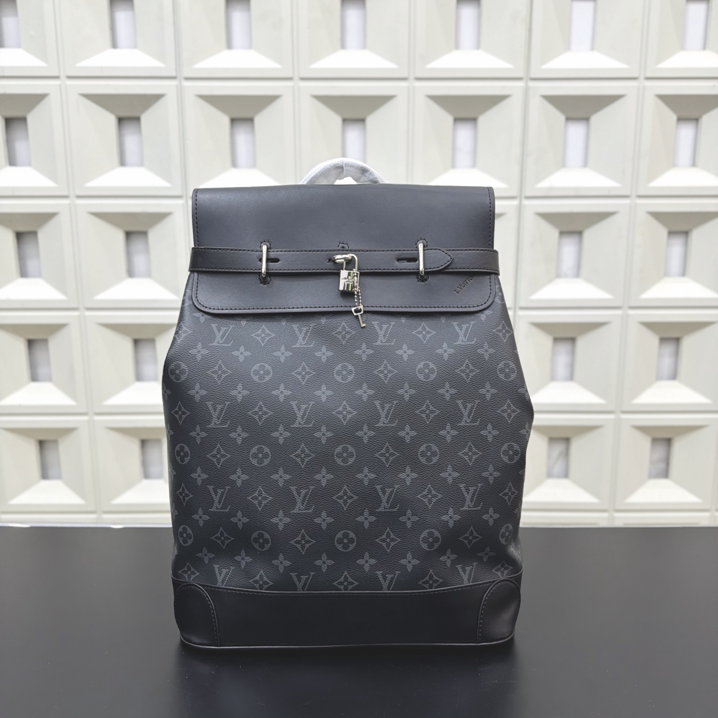 _dxY9sNjrqihsiYoUpwnPdW85hroVAq80tuLc0sA