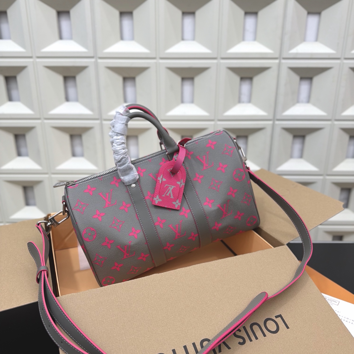 _d8i9sZ4HtFLG3p-3Ab29Yoj526c0NLsmmdCuiew