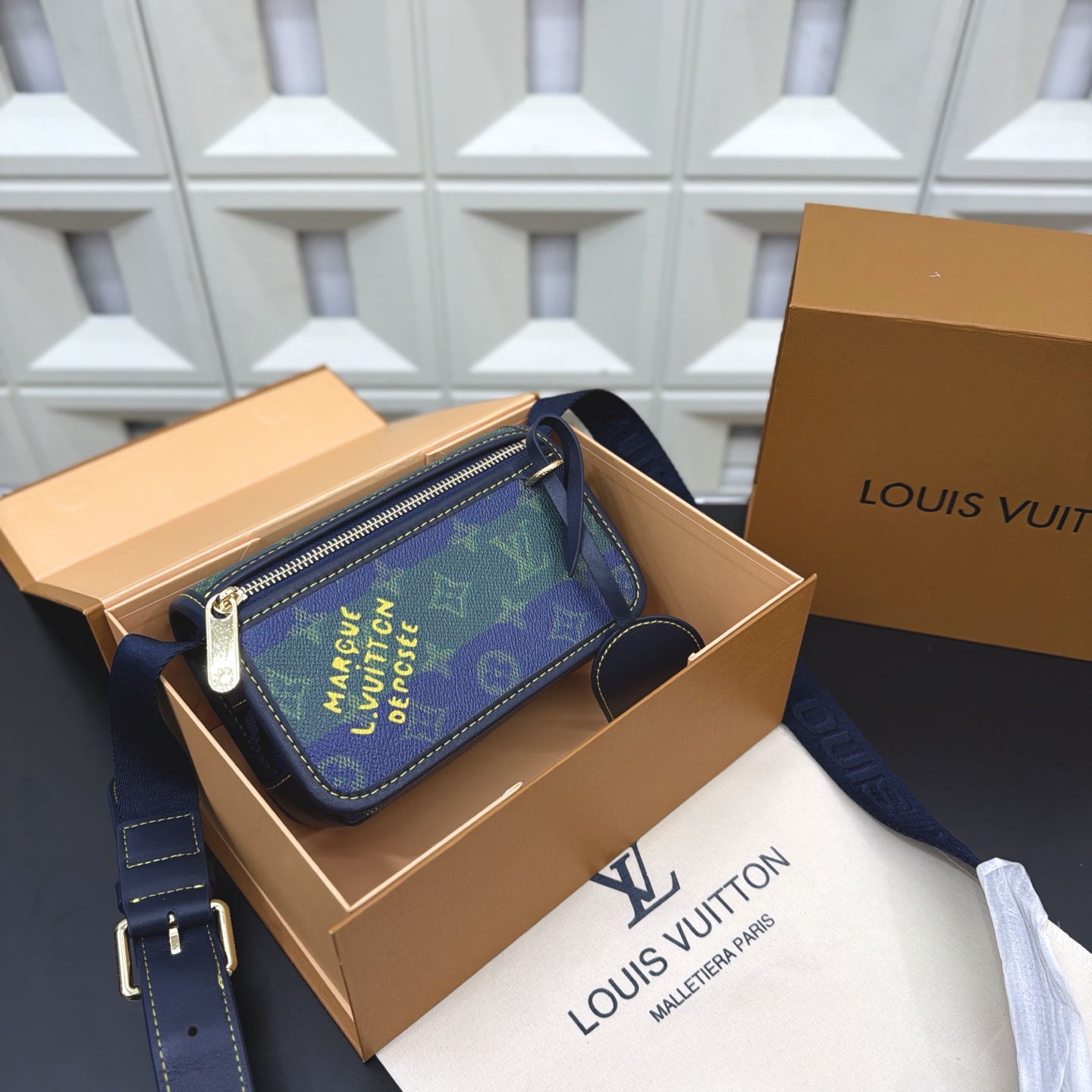 _djQ9sx6Ff9RsLDrlAd2u_cY1d0GXFrGg-0uLC5g