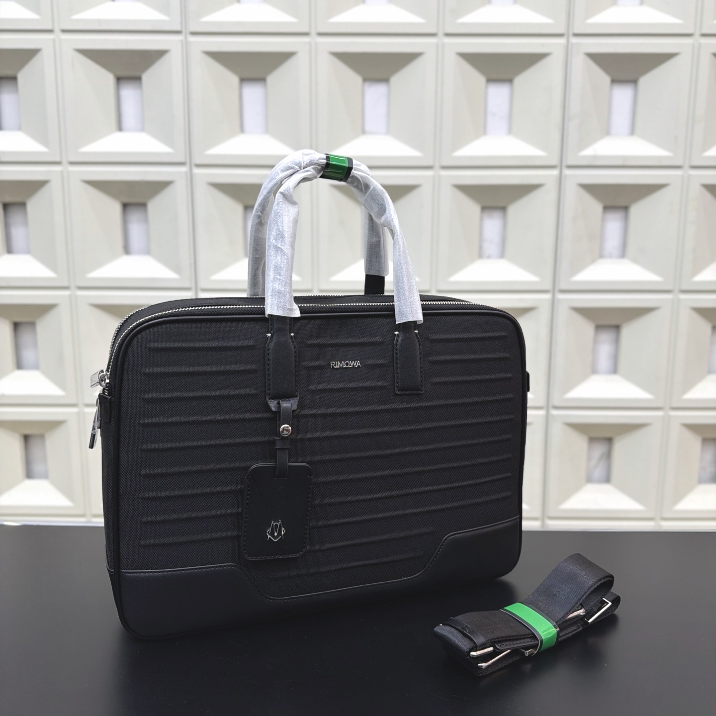 _drS9slw7IR0IjlE_crjQrJCyphcMVO_munPaMhA