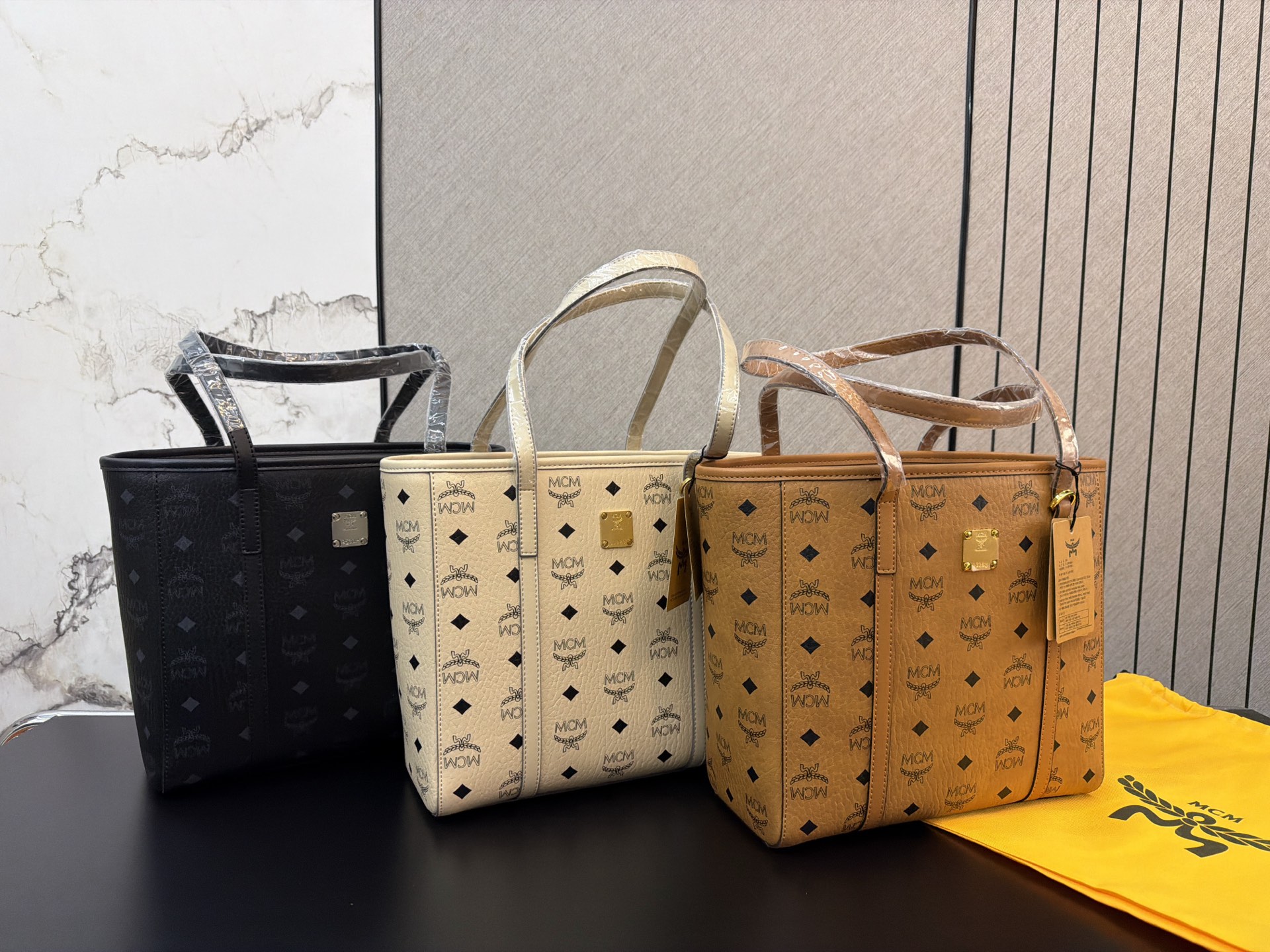 P160 MCM Toni bolso tote, bolso de mano, unisex, clásico y versátil, fotografía real, calidad alta, incluye b…