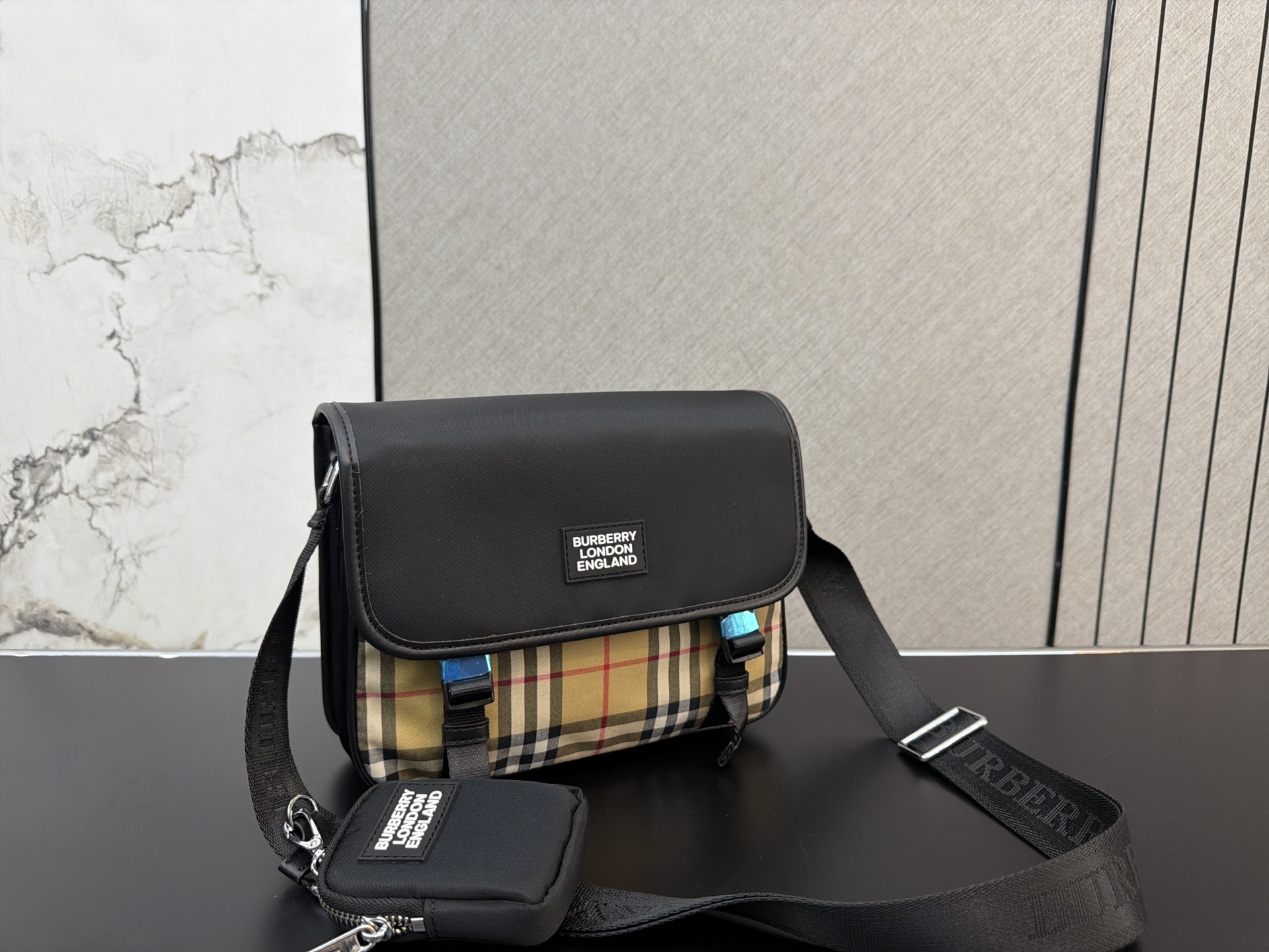 Burberry bag Burberry — photo 2