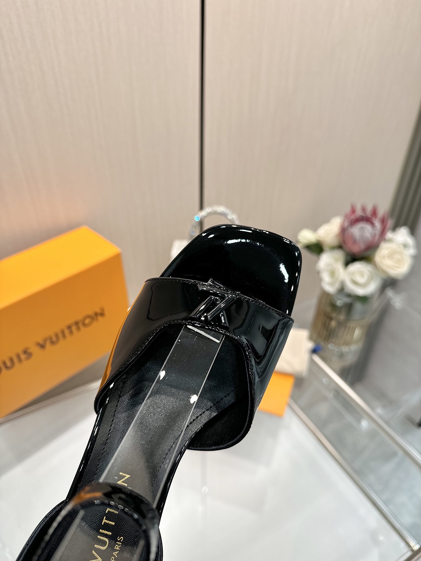 Louis Vuitton Women's Black Patent Leather Block Heel Sandals 6 i1743255799 2834 9