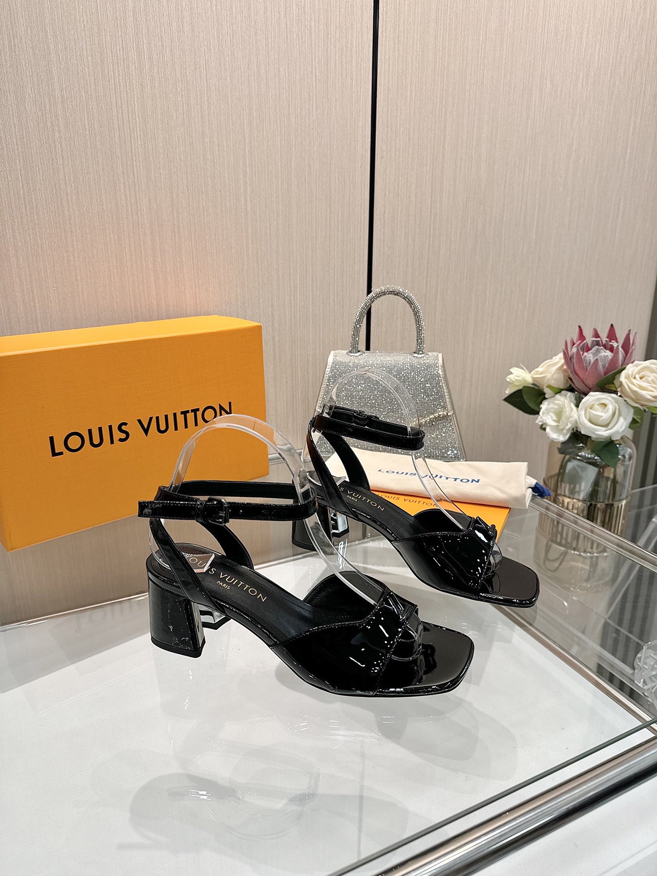 Louis Vuitton Women's Black Patent Leather Block Heel Sandals 11 i1743255799 629 1