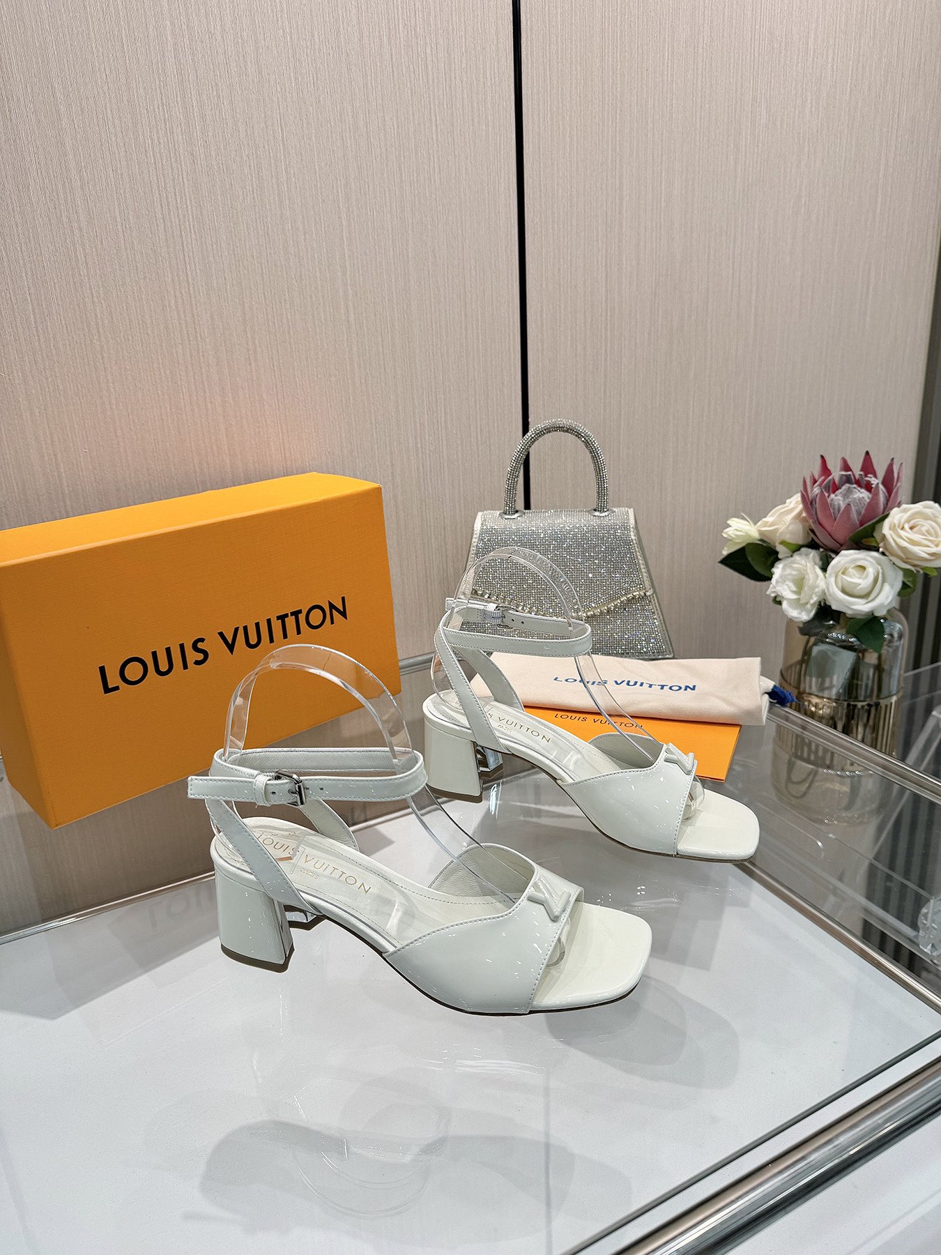 Louis Vuitton White Leather Block Heel Sandals, Ankle Strap, Designer Shoes 1 Louis Vuitton White Leather Block Heel Sandals, Ankle Strap, Designer Shoes