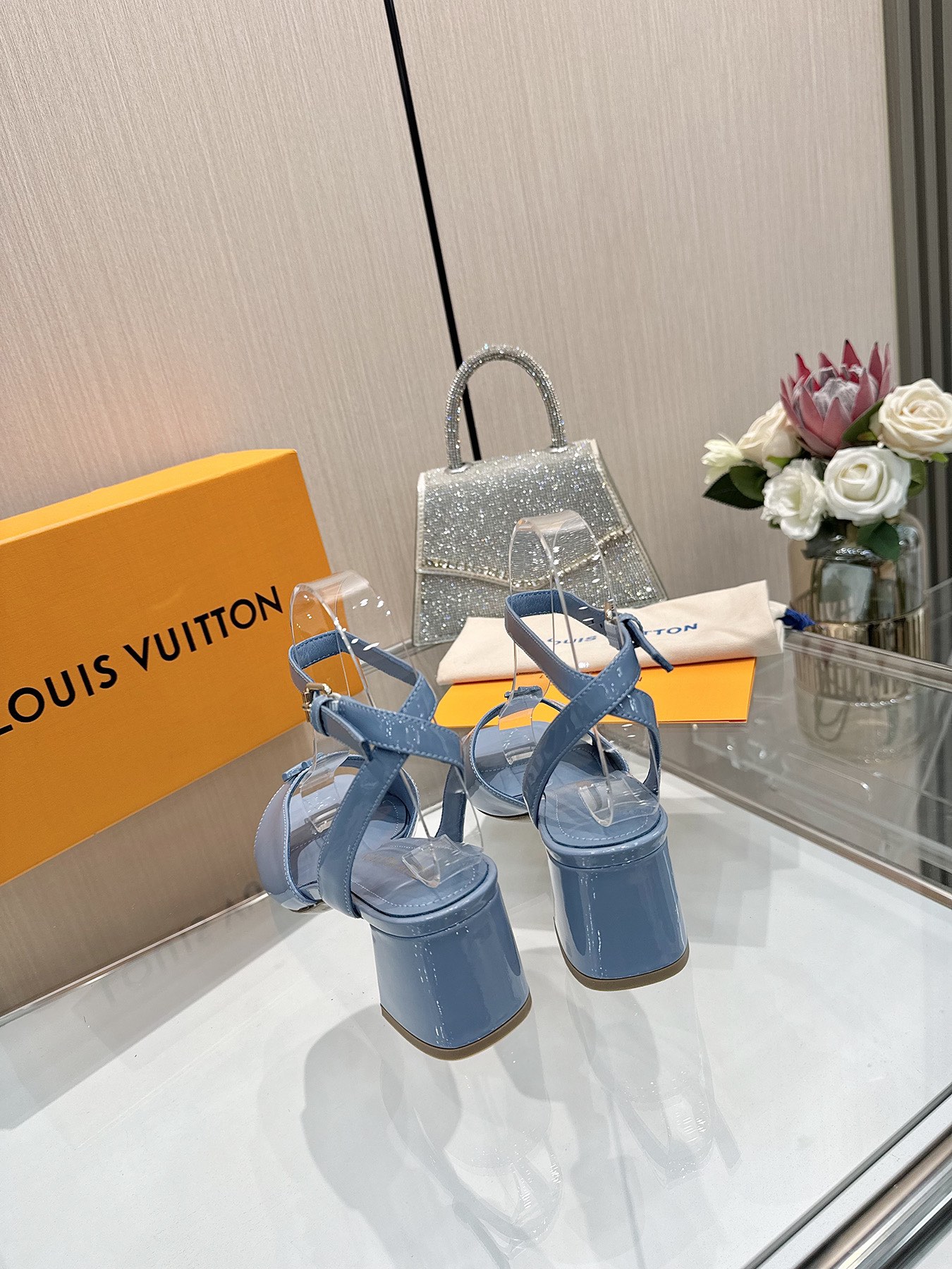 Louis Vuitton Blue Leather Heeled Sandals with Ankle Strap 9 i1743256028 3605 5