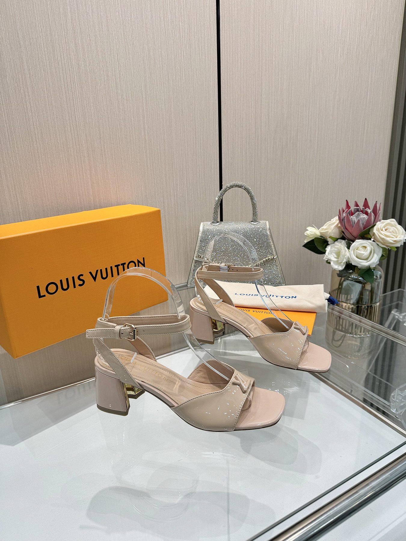 Louis Vuitton Women's Sandal Heels, Patent Leather, Beige, Block Heel, V-Cut 1 Louis Vuitton Women's Sandal Heels, Patent Leather, Beige, Block Heel, V-Cut