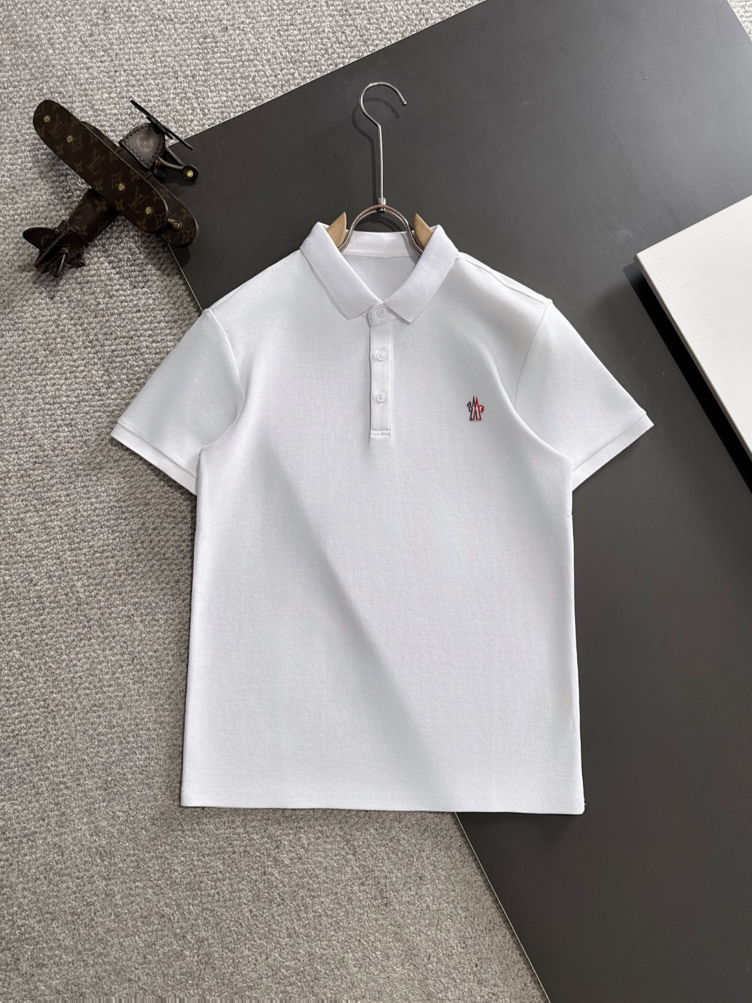 Envío al día siguiente Versión especial Moncler/Mengkou 25ss nueva temporada de alta costura tejido piqué algodón camis…