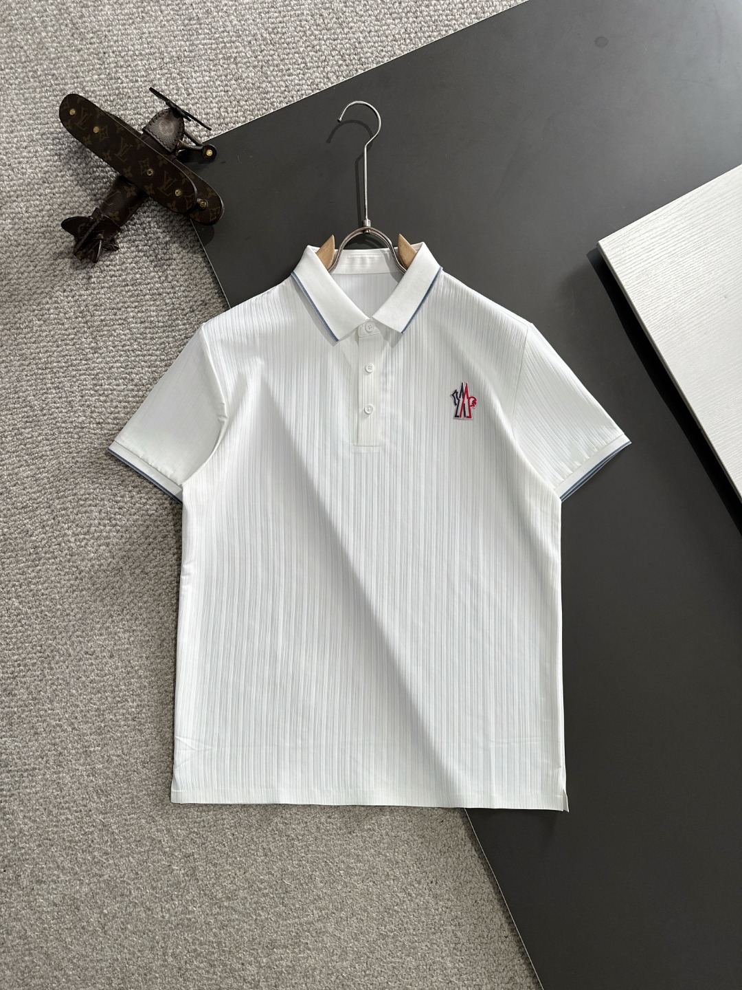 Envío al día siguiente, alta calidad Moncler/Mengkou 25ss nueva temporada primavera/verano polo de cuello vuelto de alt…