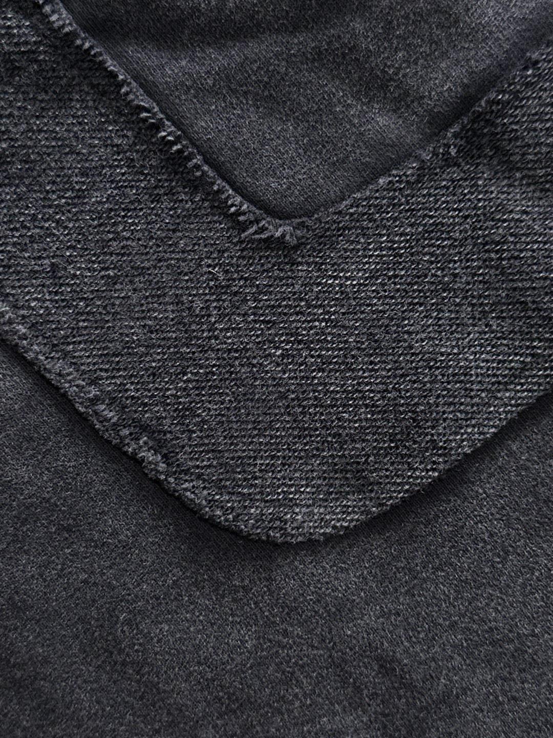 隔天出货 P145 高品质 ARCTERYX/始祖鸟 2025春夏新款松紧带休闲净色宽松短裤，裤脚下摆二本针锁边，针脚细密牢固，专柜定制面料 透气舒适度高，细节无可挑剔，品牌元素设计理念，体现高品质。手感细腻柔软！呈现休闲裁剪，上身版型超赞！码数：S-XXL