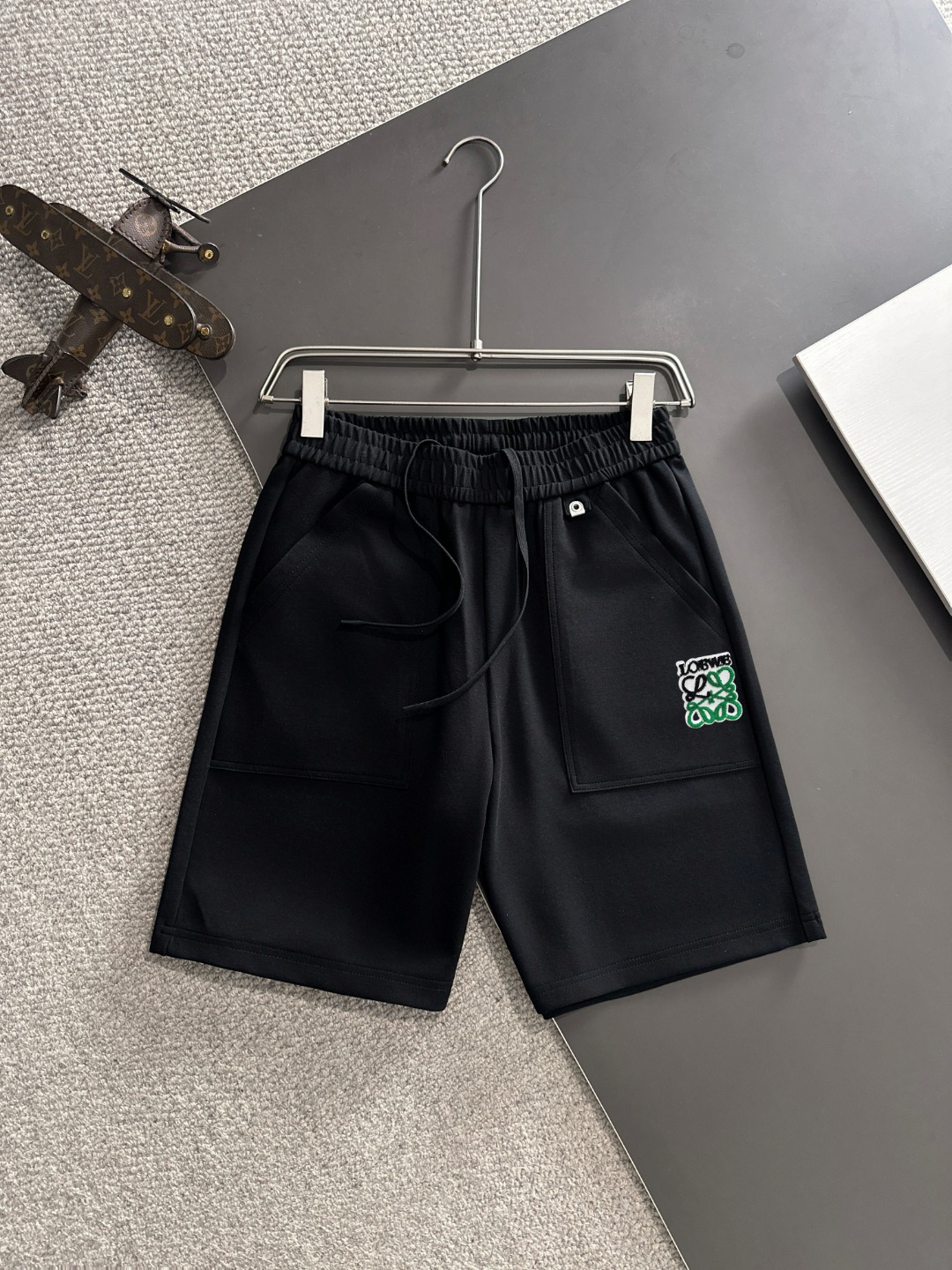 🅿️165 Envío al día siguiente Alta calidad LOEWE/LOEWE Pantalones cortos holgados de cintura elástica de alta costura n…