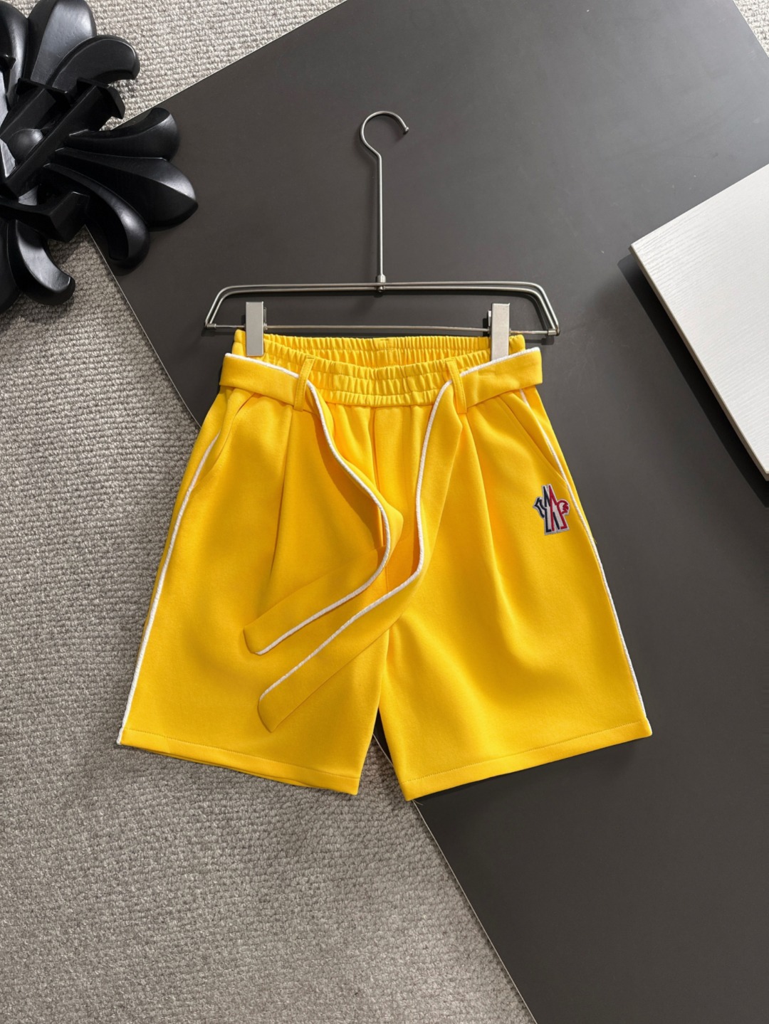 Envío al día siguiente alta calidad Moncler/Moncler 2025 nueva temporada primavera-verano pantalones casuales de alta c…