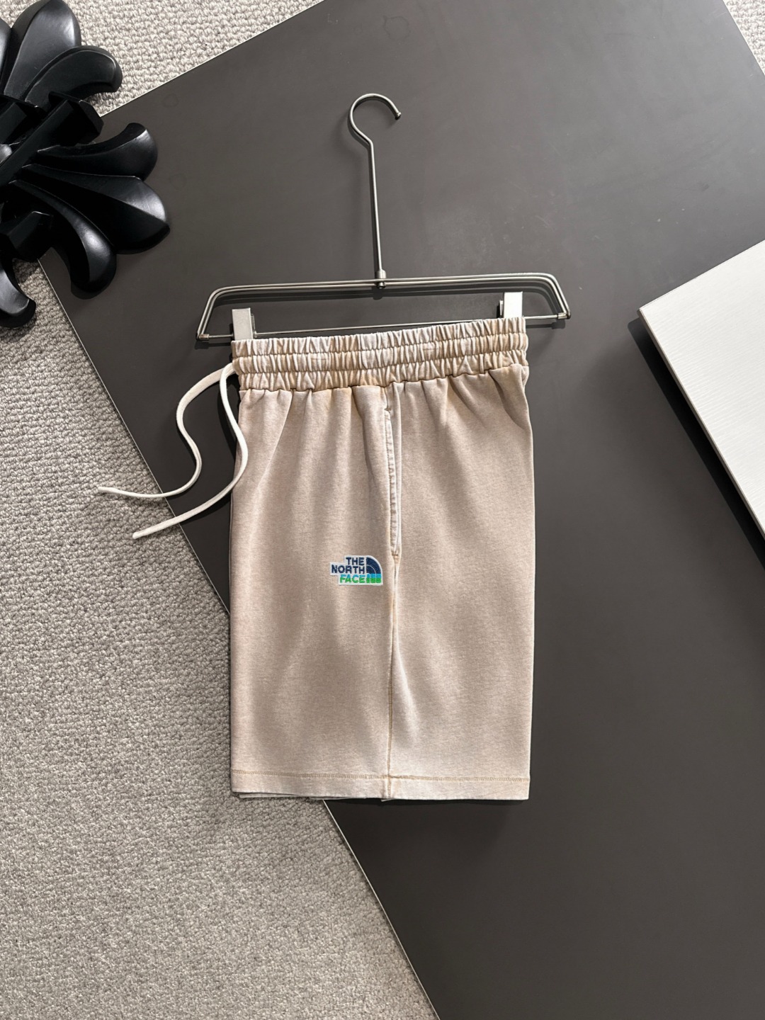 THE NORTH FACE 高品質休闲松紧带短裤 - 透气快干