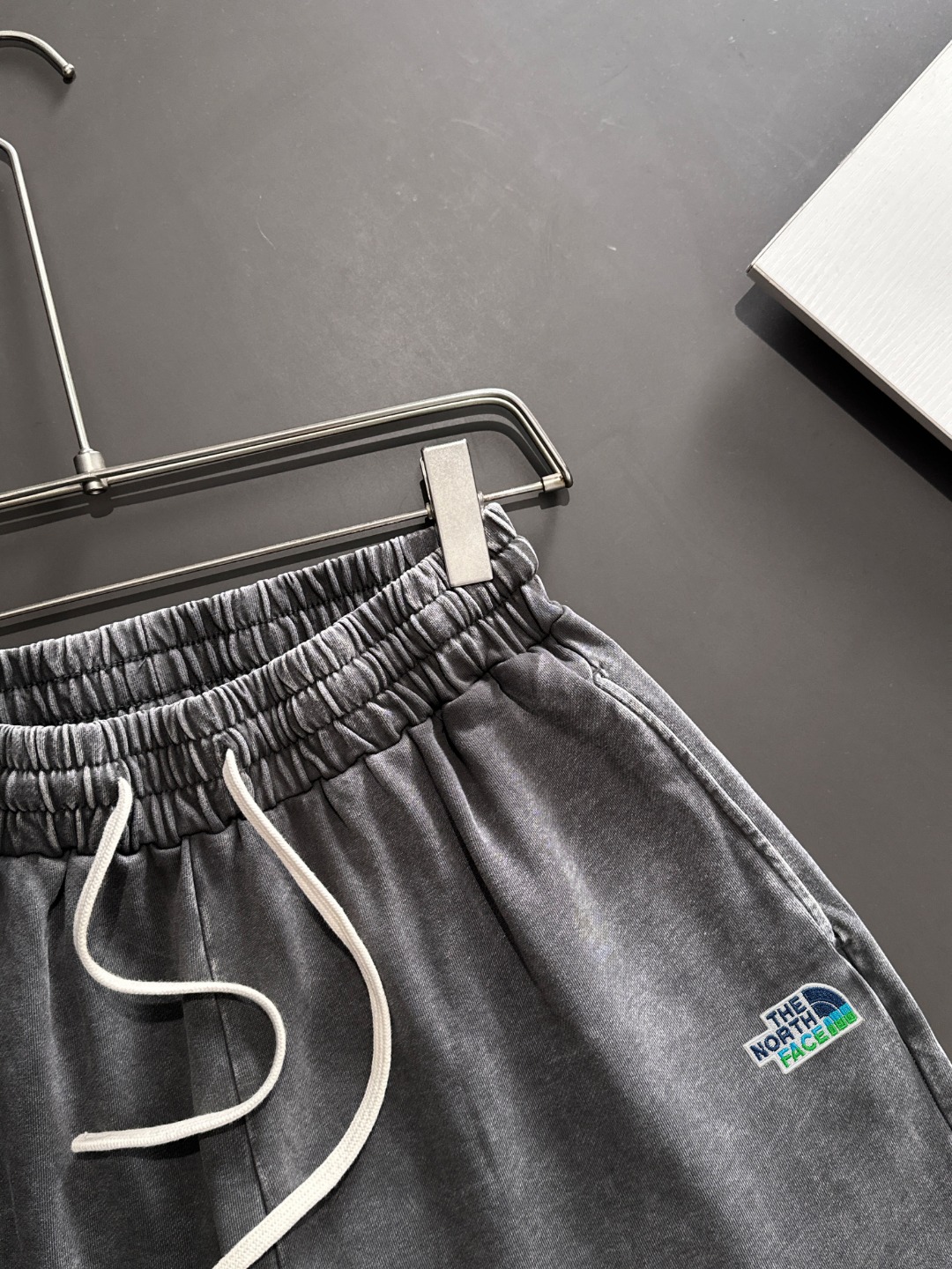 THE NORTH FACE 高品質 松緊帯カジュアルショートパンツ