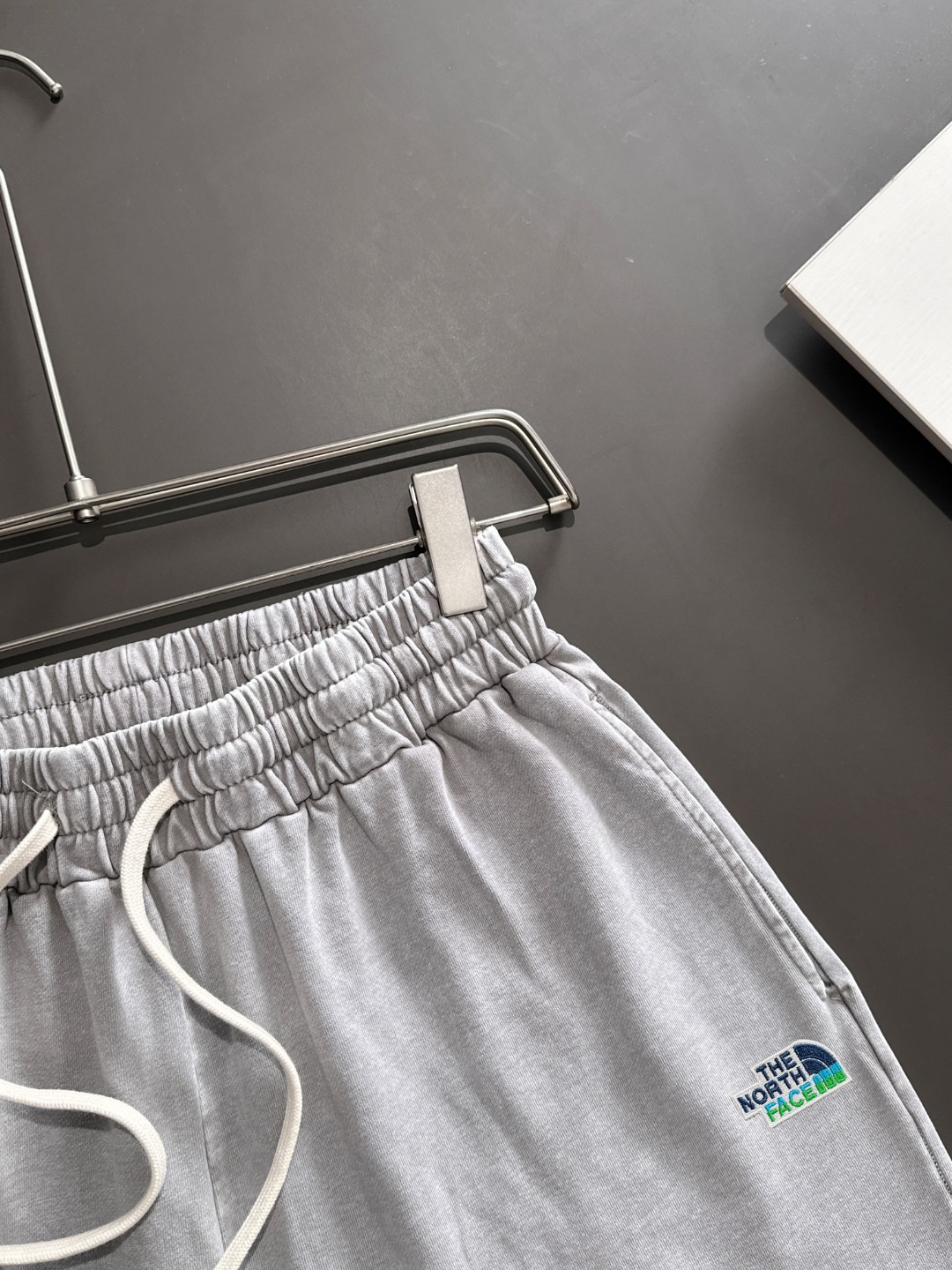 THE NORTH FACE 高品質 松緊休闲短裤 細密縫製