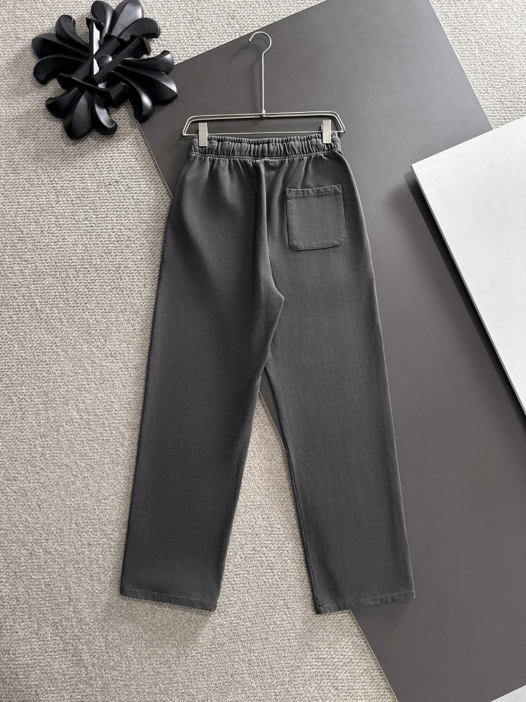 Balenciaga 25SS High-Quality Autumn/Winter Grey Pants 10 o 1j7p9chnsdd0b8lorg1f2p1oqq5