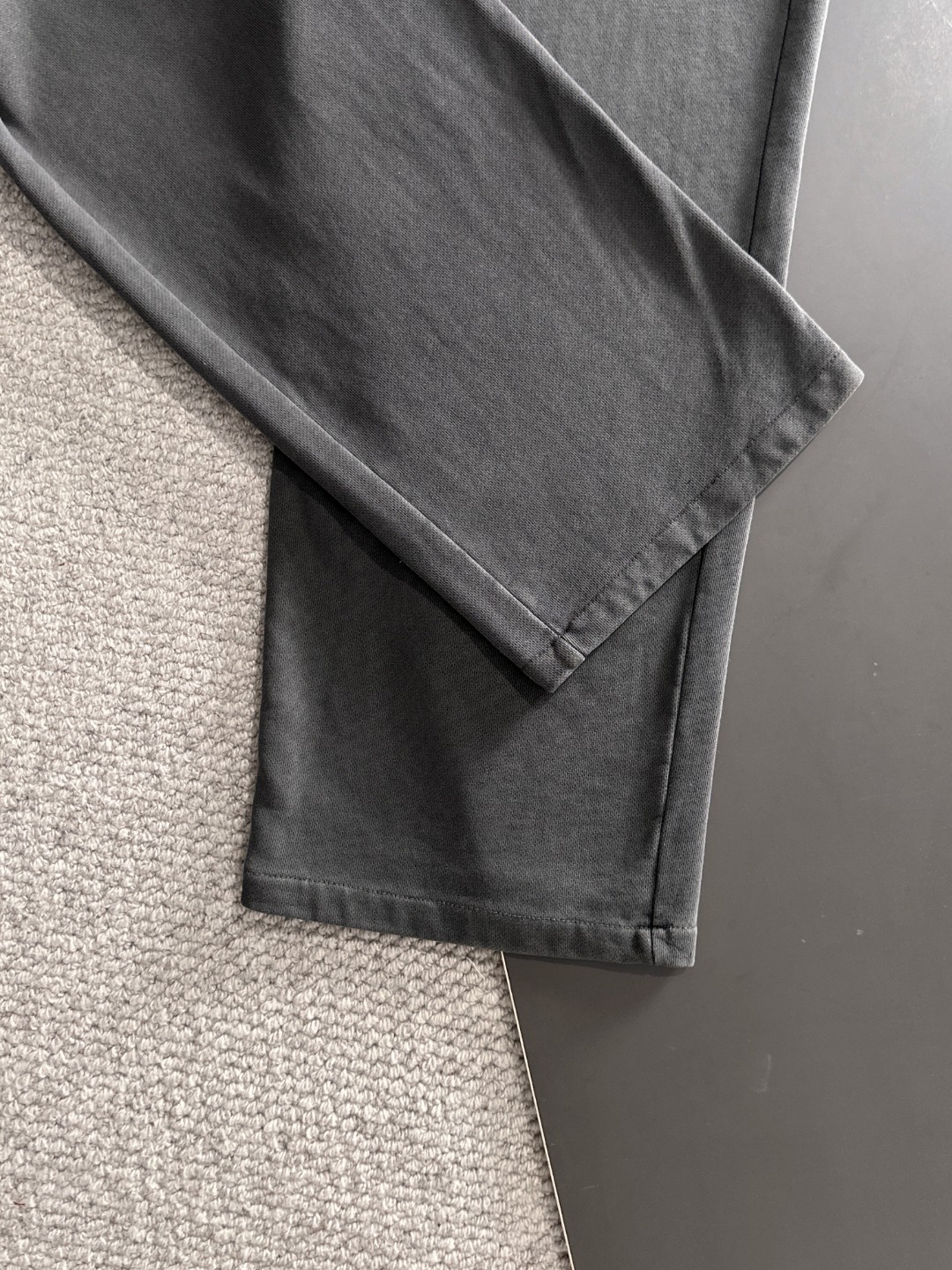 Balenciaga 25SS High-Quality Autumn/Winter Grey Pants 9 o 1j7p9chnv1ijh1n62gfanj3ula9