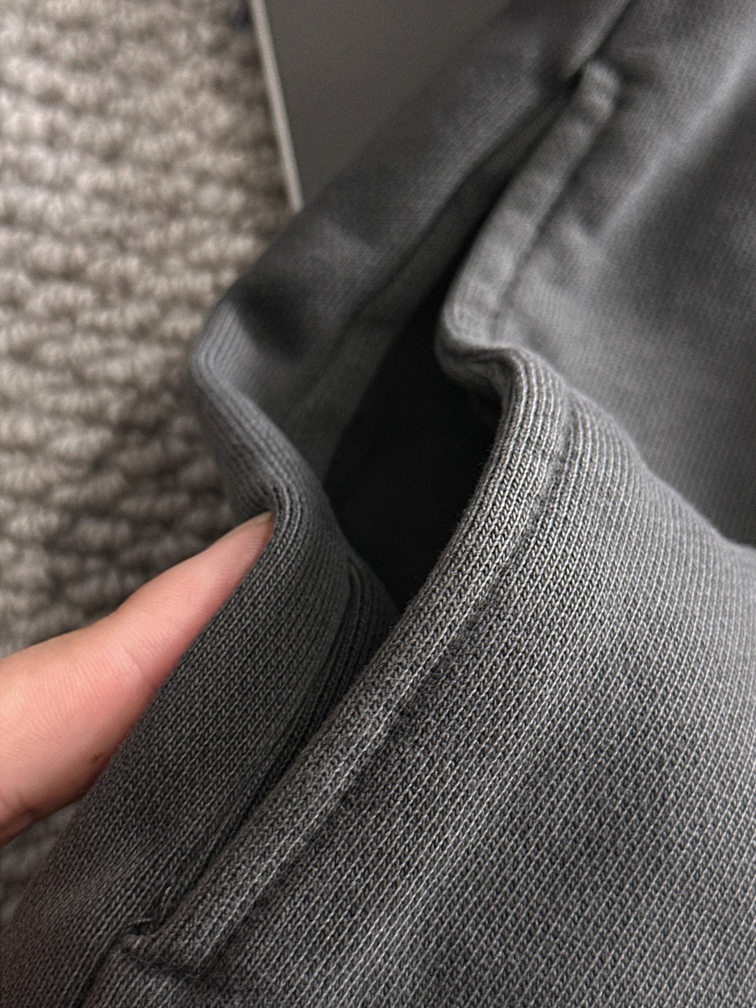 Balenciaga 25SS High-Quality Autumn/Winter Grey Pants 7 o 1j7p9chnv5df4b6p2d1r6m54a8