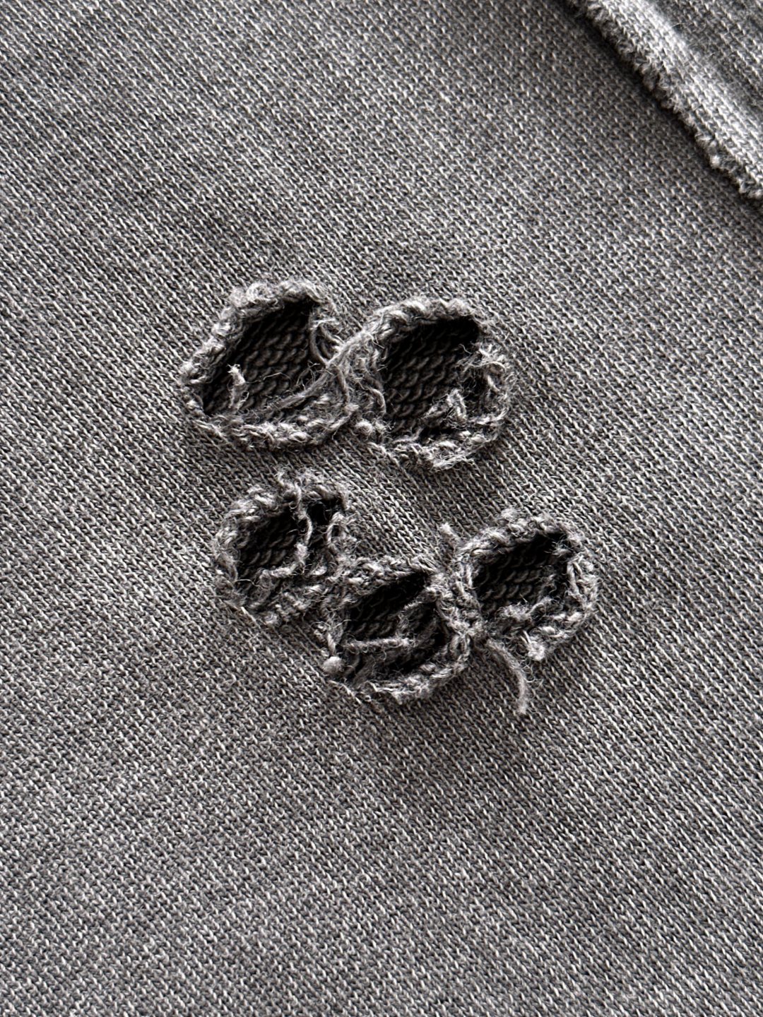 Stone Island Moncler Grey Distressed Logo Patch Relaxed Fit Pants 7 o 1j7pa0edit8r15q9fi995q18477